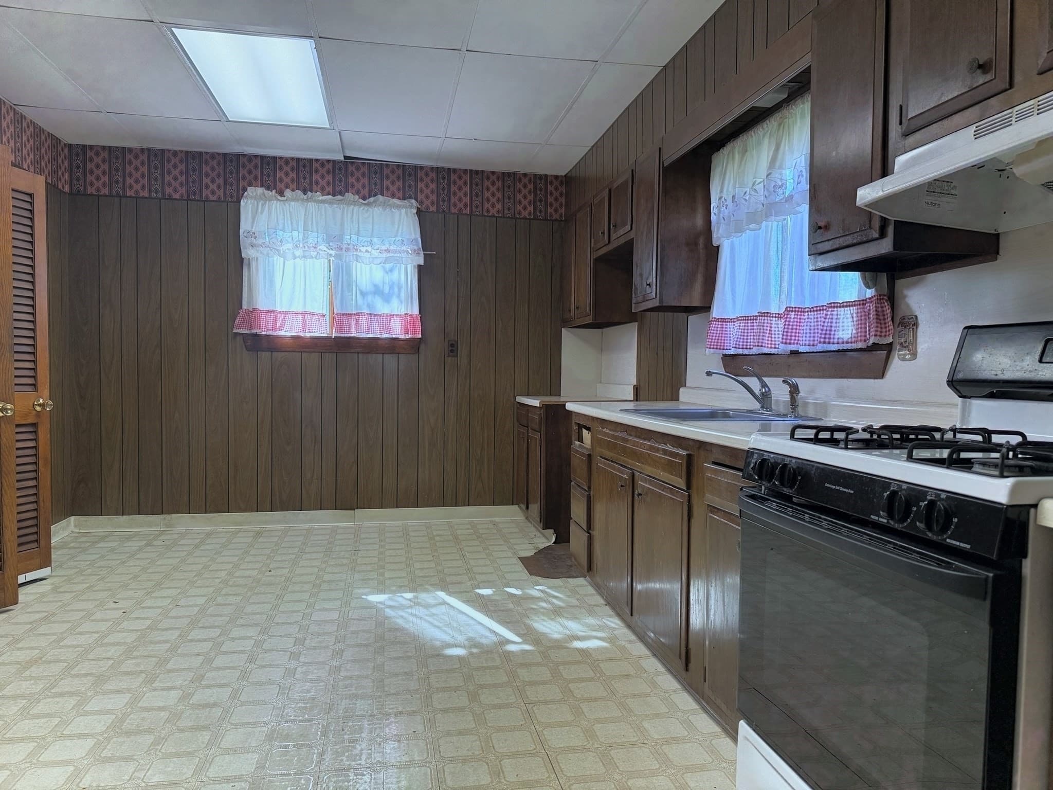 Multi Family at 91 Fremont St, Winthrop MA 02152, Winthrop, photo 4 of 11