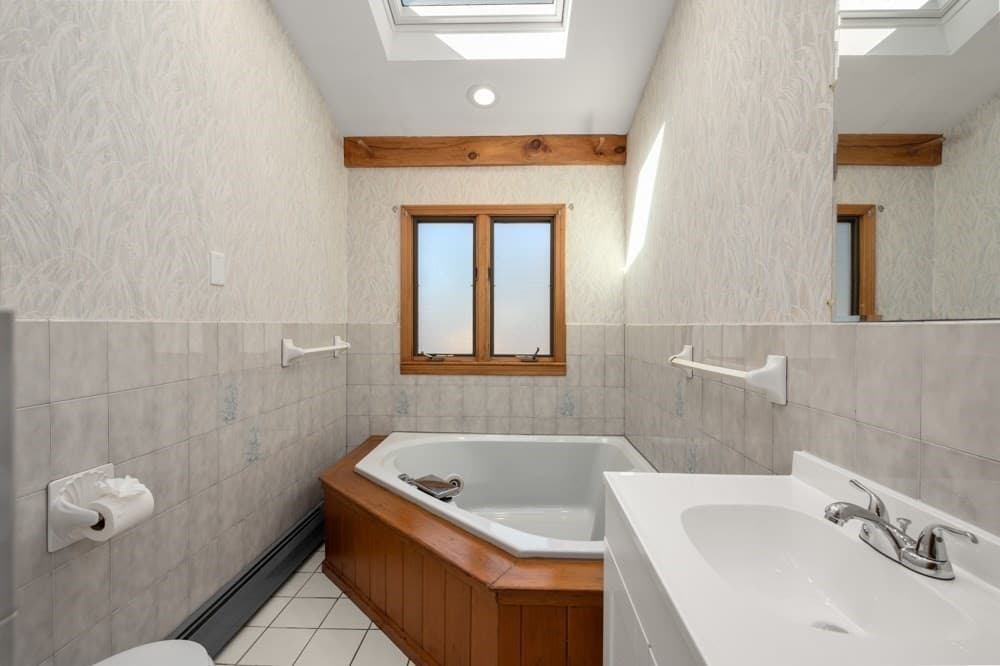 Single Family Residence at 12 Allen Park Dr, Wilmington MA 01887, Wilmington, photo 26 of 42