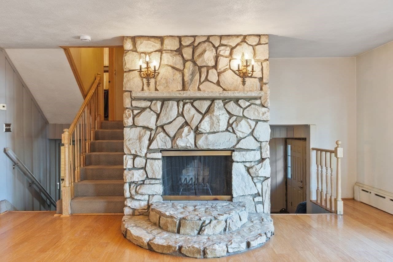 Single Family Residence at 33 Cushman Terrace Not Ave, Revere MA 02151, Revere, photo 12 of 41