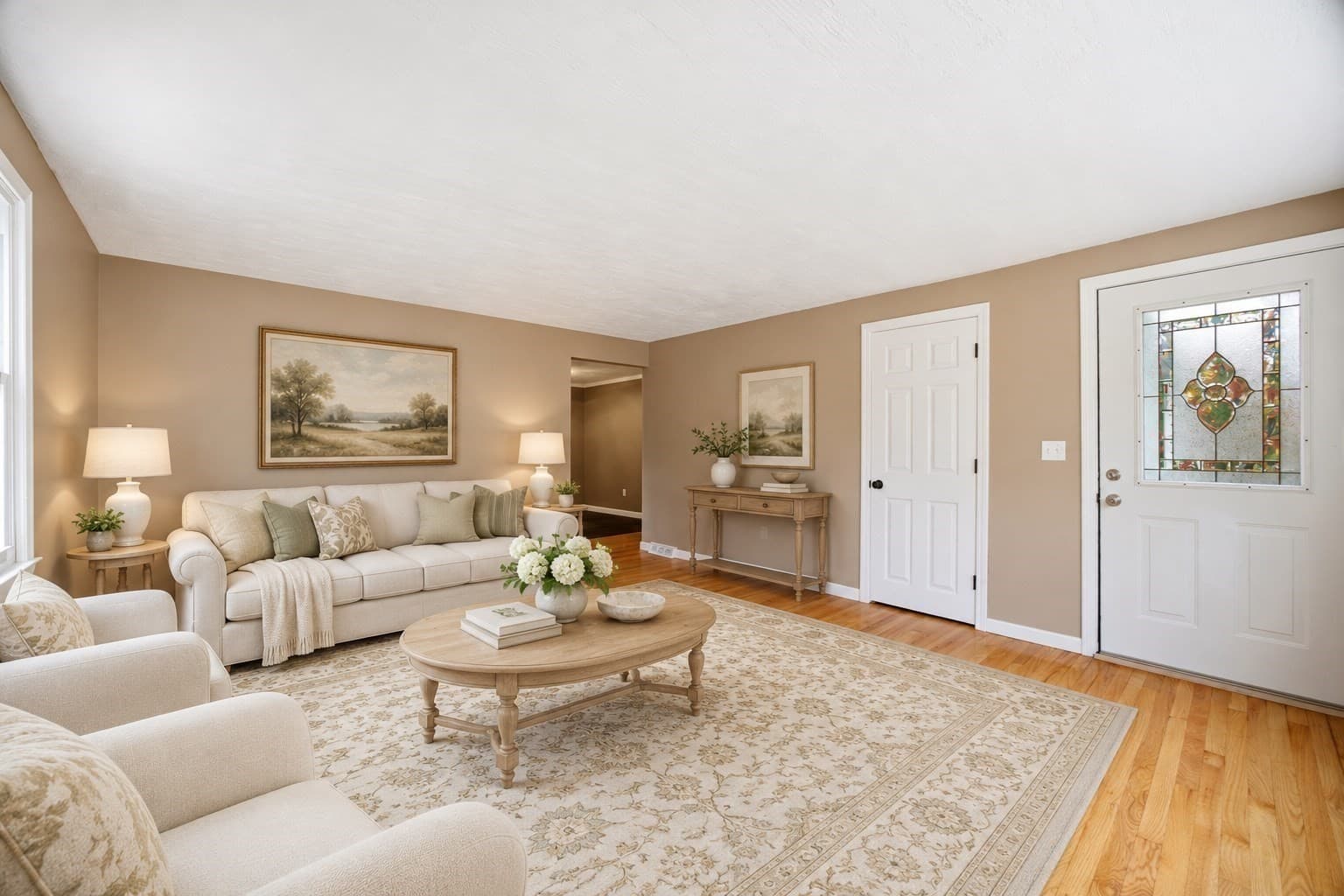 Single Family Residence at 114 Leatherleaf Dr, Springfield MA 01109, photo 10 of 35