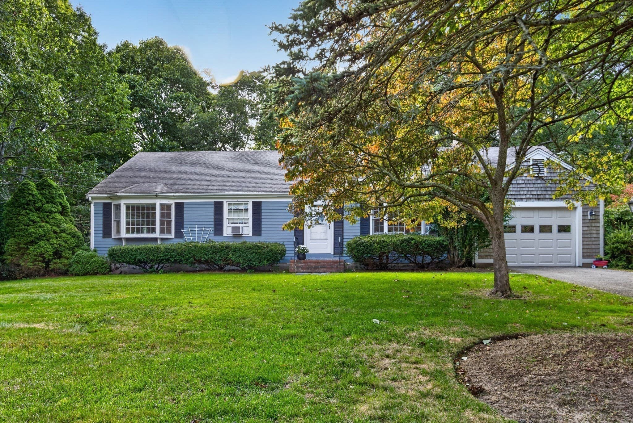 Single Family Residence at 95 Diane Ave, Yarmouth MA 02664, Yarmouth, photo 2 of 39