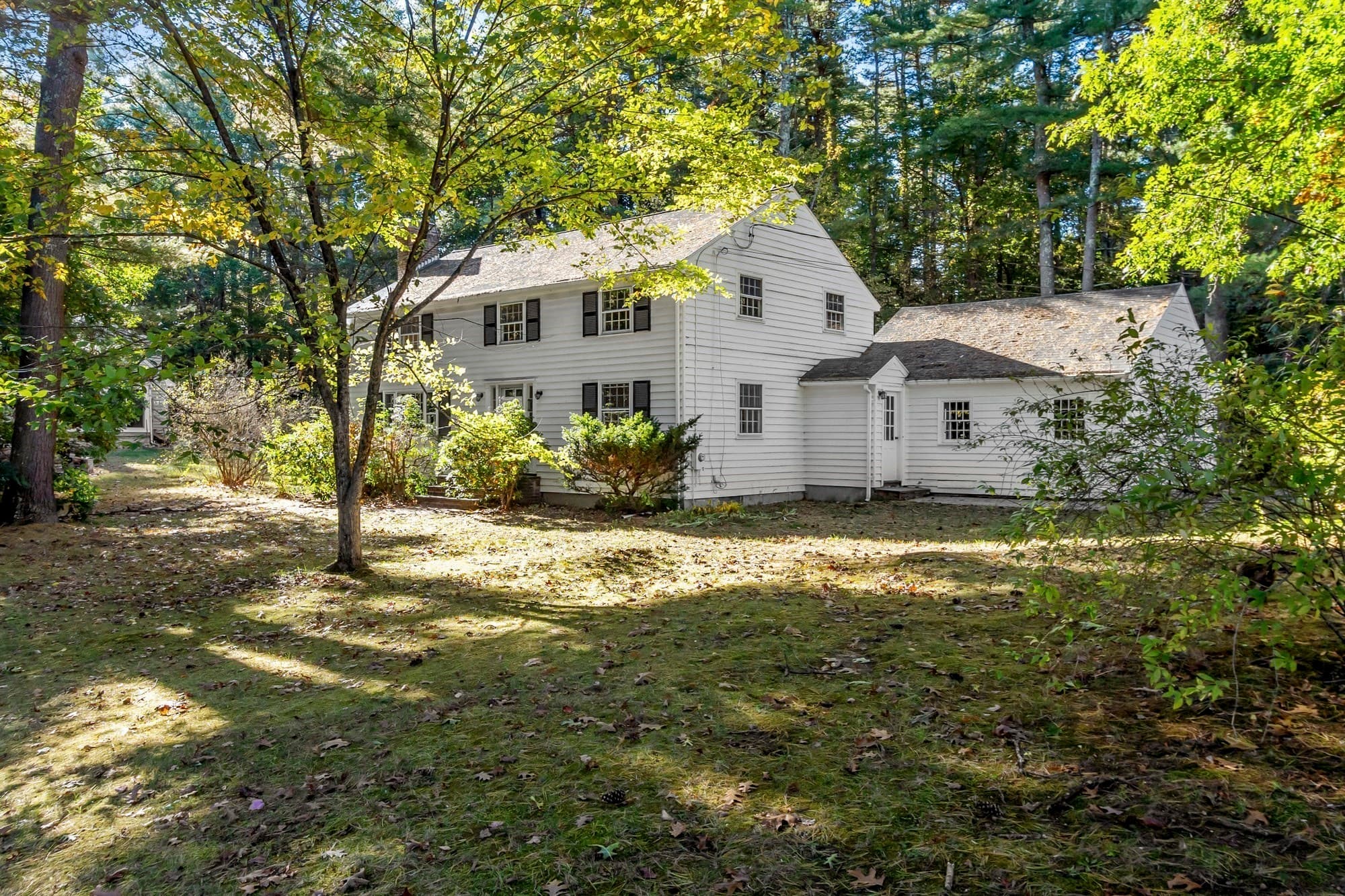 60 Lantern Ln, Stow MA 01775