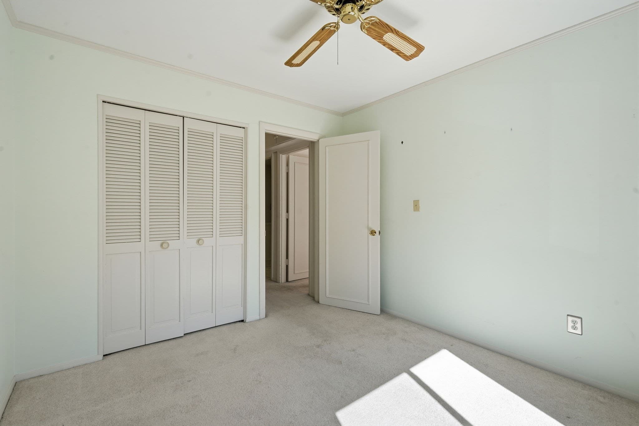 Condominium at 91 Nassau Drive # 91, Springfield MA 01129, Springfield, photo 22 of 37