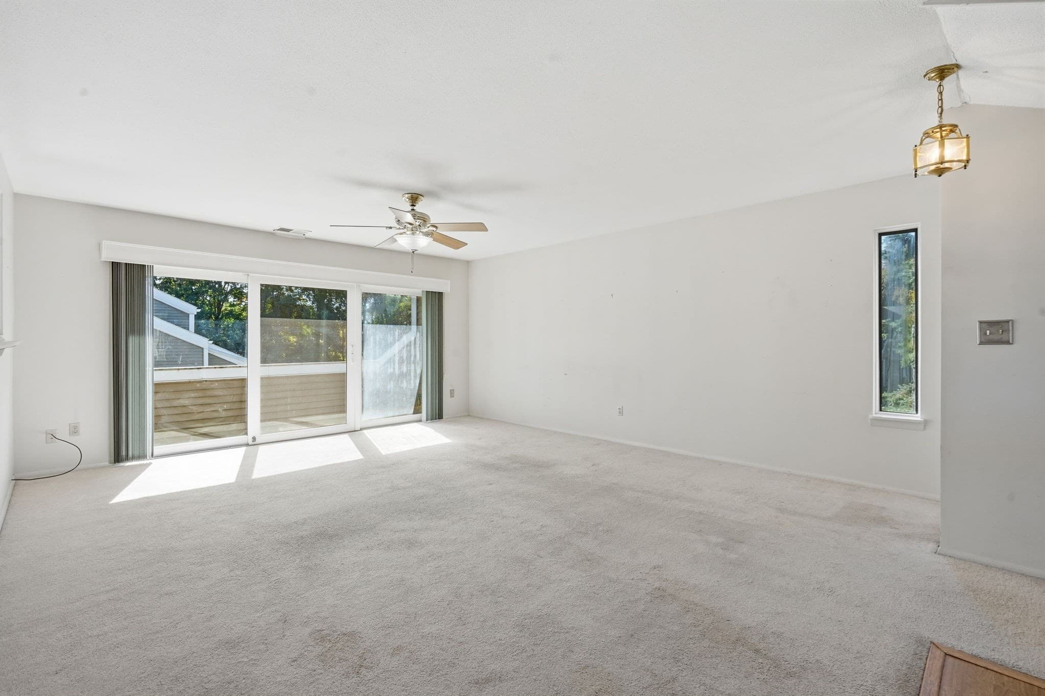 Condominium at 91 Nassau Drive # 91, Springfield MA 01129, Springfield, photo 10 of 37