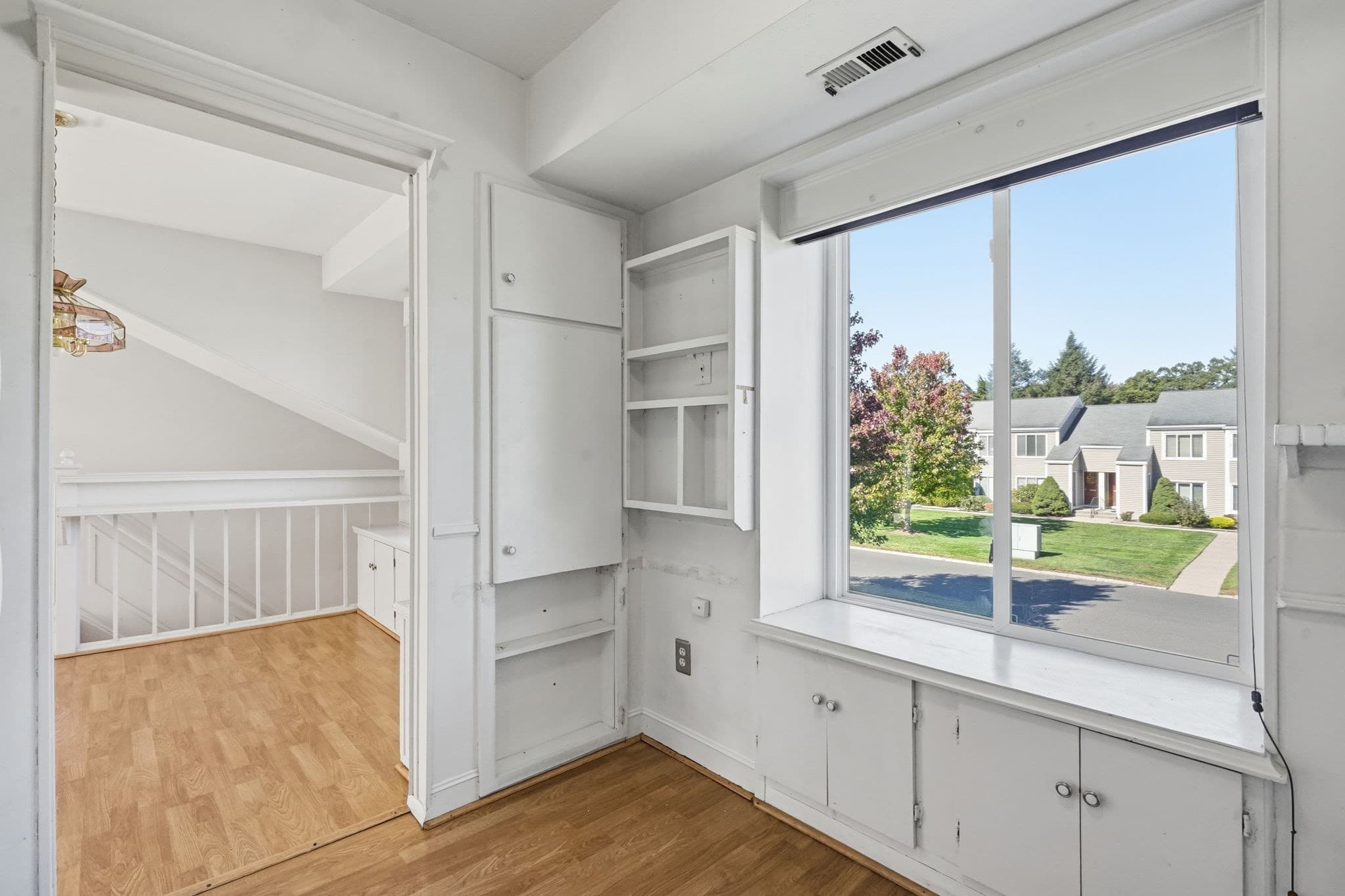 Condominium at 91 Nassau Drive # 91, Springfield MA 01129, Springfield, photo 19 of 37