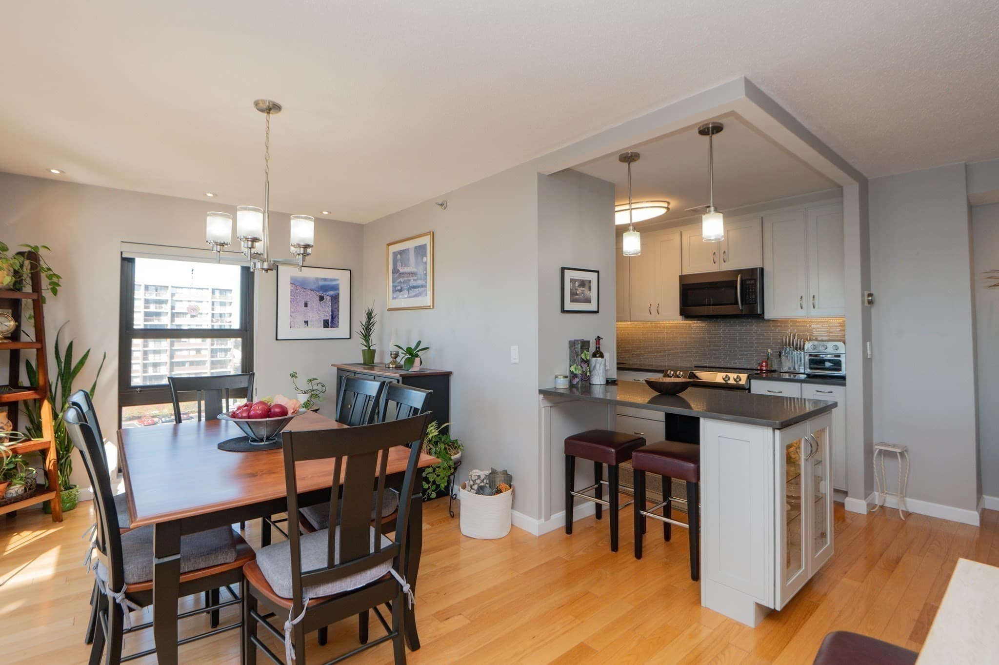 Condominium at 1 Seal Harbor Rd # 601, Winthrop MA 02152, Winthrop, photo 13 of 26