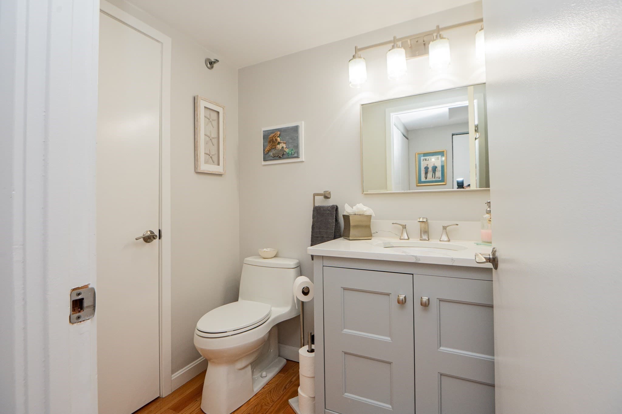 Condominium at 1 Seal Harbor Rd # 601, Winthrop MA 02152, Winthrop, photo 18 of 26
