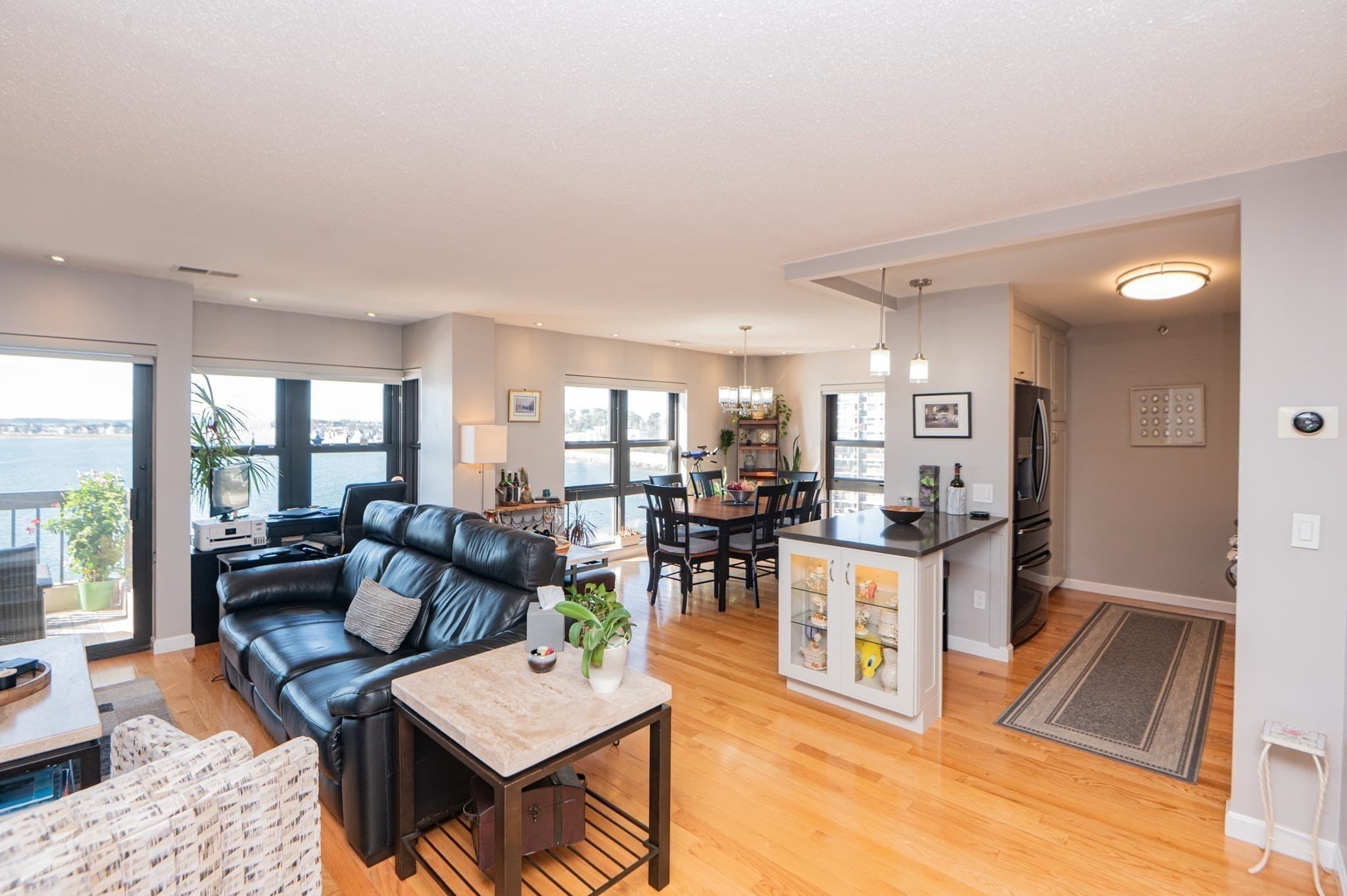 Condominium at 1 Seal Harbor Rd # 601, Winthrop MA 02152, Winthrop, photo 8 of 26