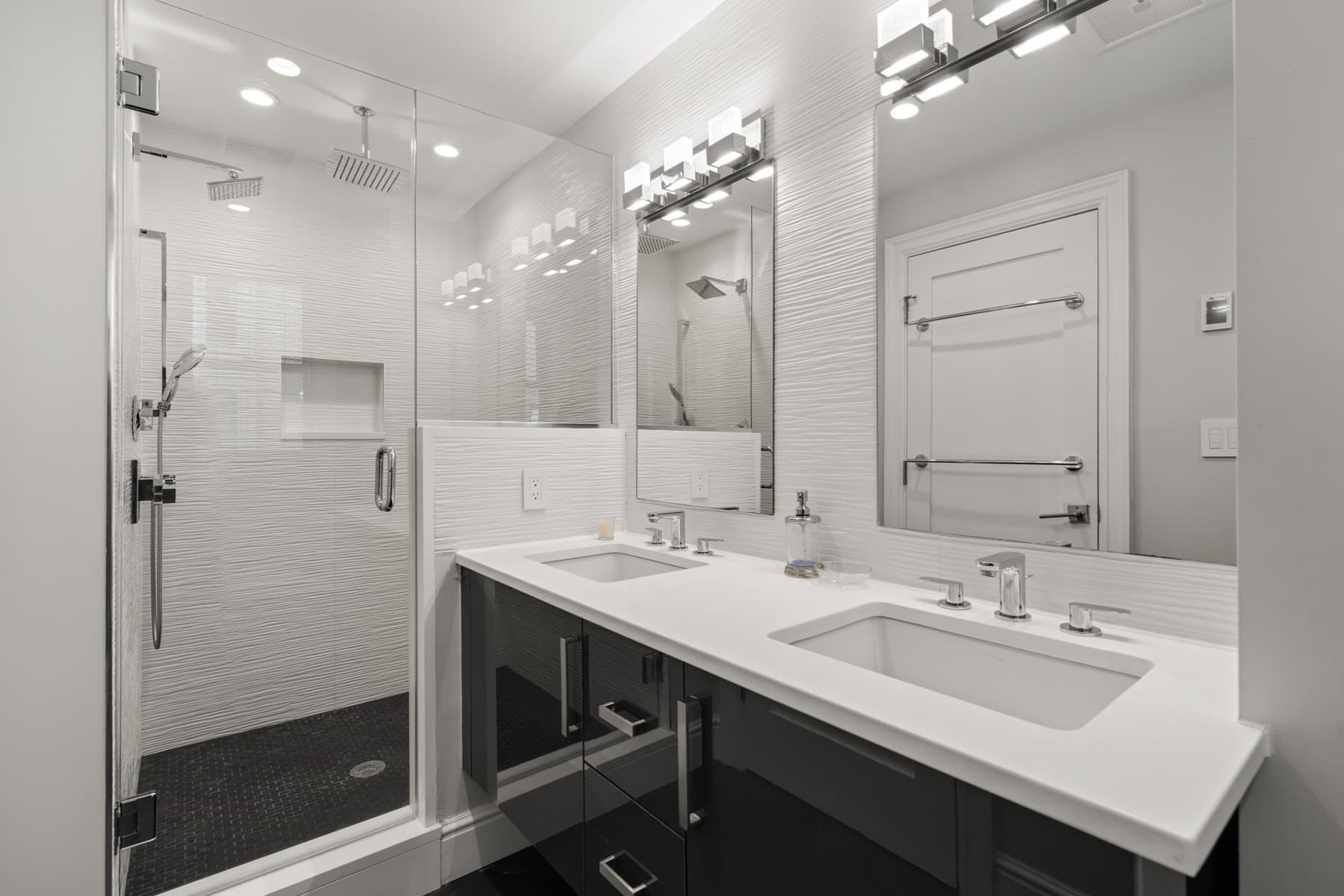 Condominium at 18 Follen Street # 1, Boston MA 02116, Boston, photo 8 of 13