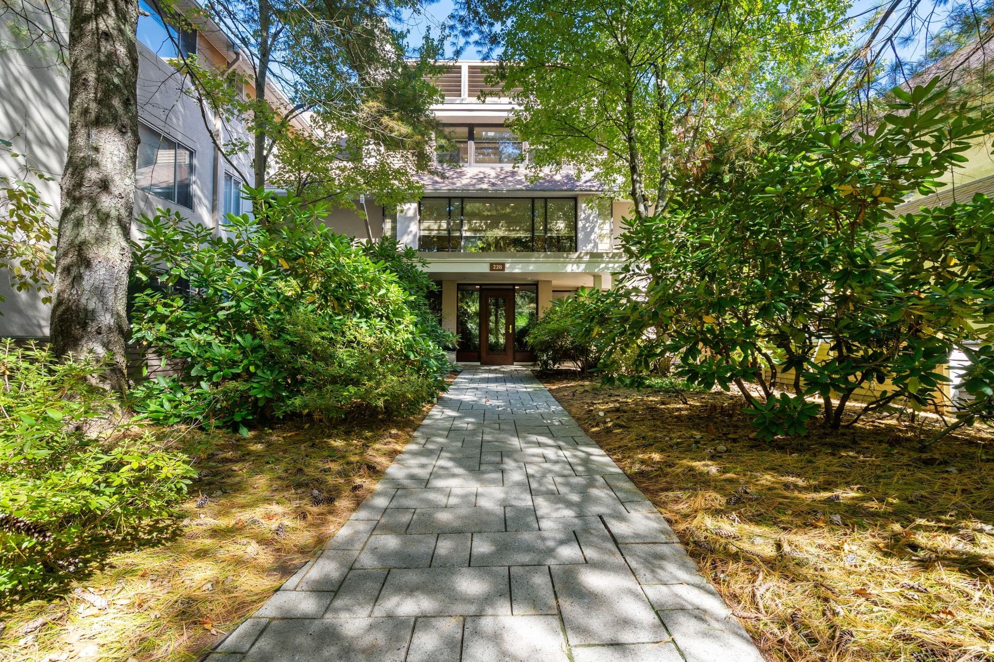 Condominium at 228 Allandale Road # 2A, Boston MA 02467, Boston, photo 2 of 28
