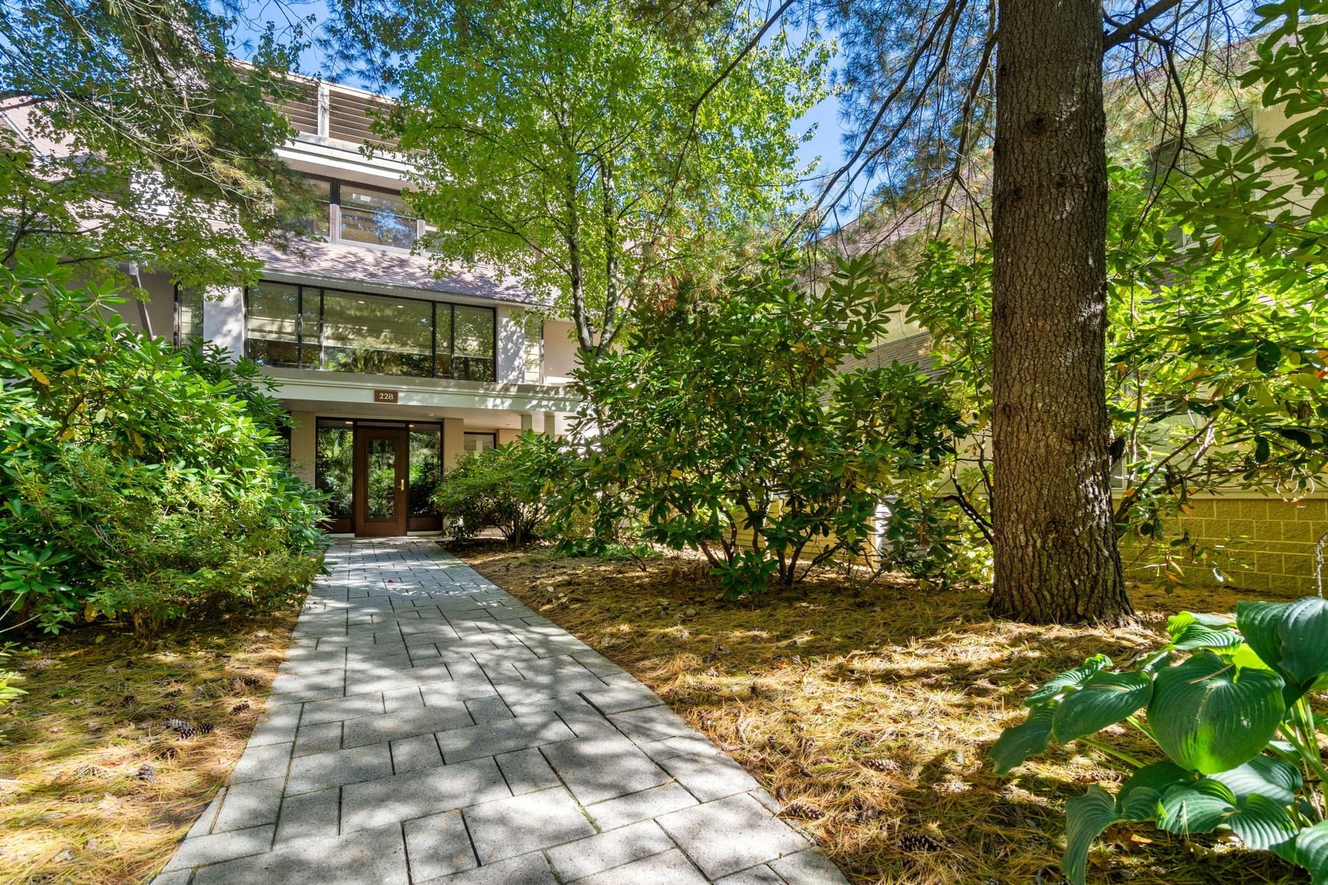 228 Allandale Road # 2A, Boston MA 02467