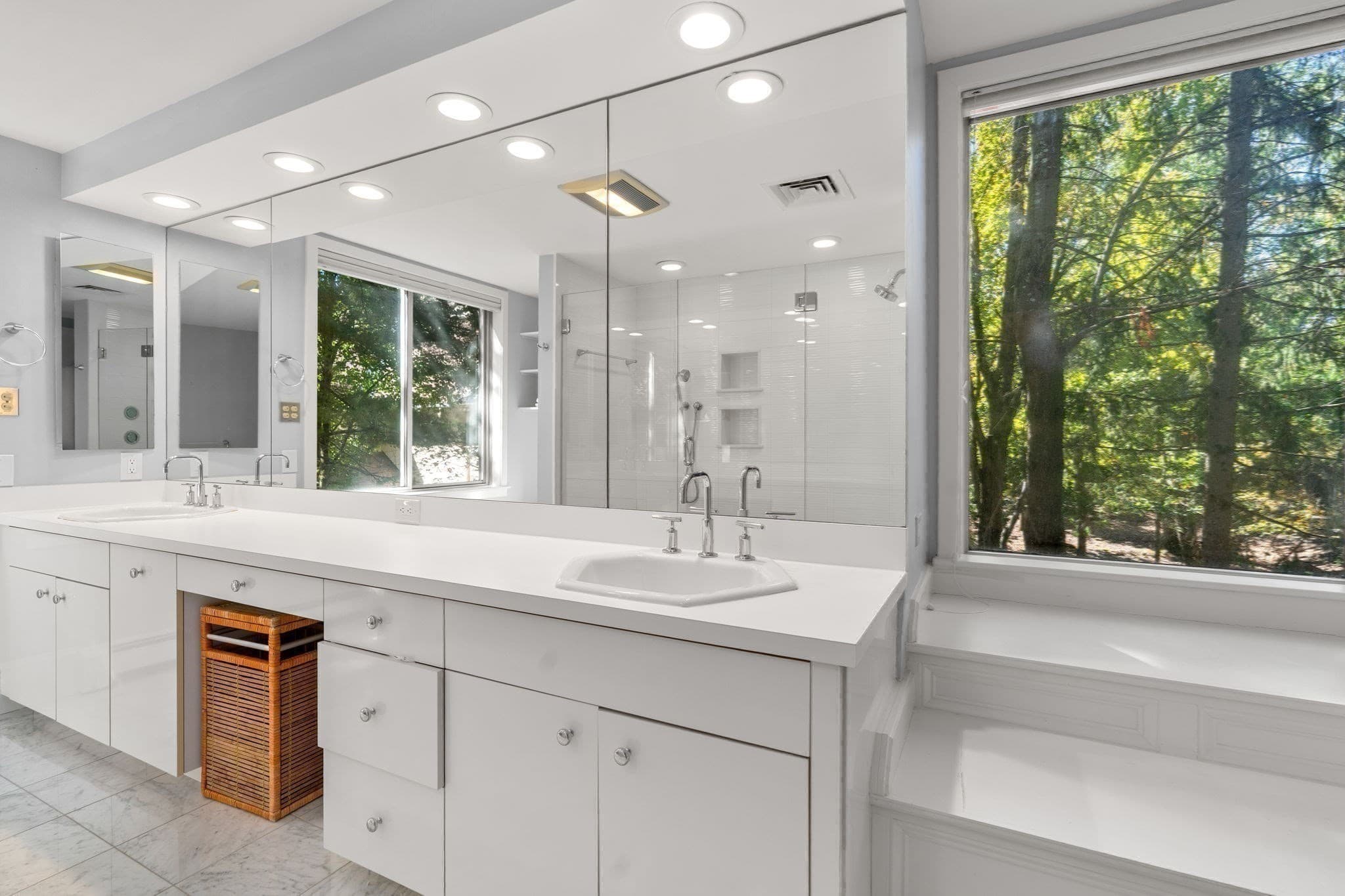 Condominium at 228 Allandale Road # 2A, Boston MA 02467, Boston, photo 20 of 28