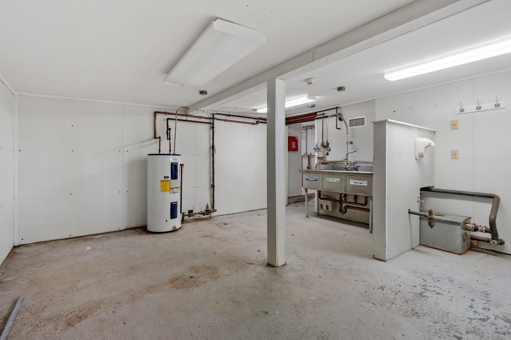 Commercial Sale at 165 Massachusetts Ave, Lunenburg MA 01462, Lunenburg, photo 19 of 31
