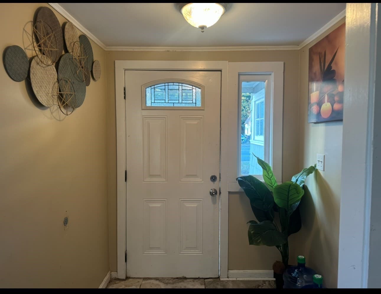 Single Family Residence at 530 Pleasant St, Bridgewater MA 02324, Bridgewater, photo 2 of 14
