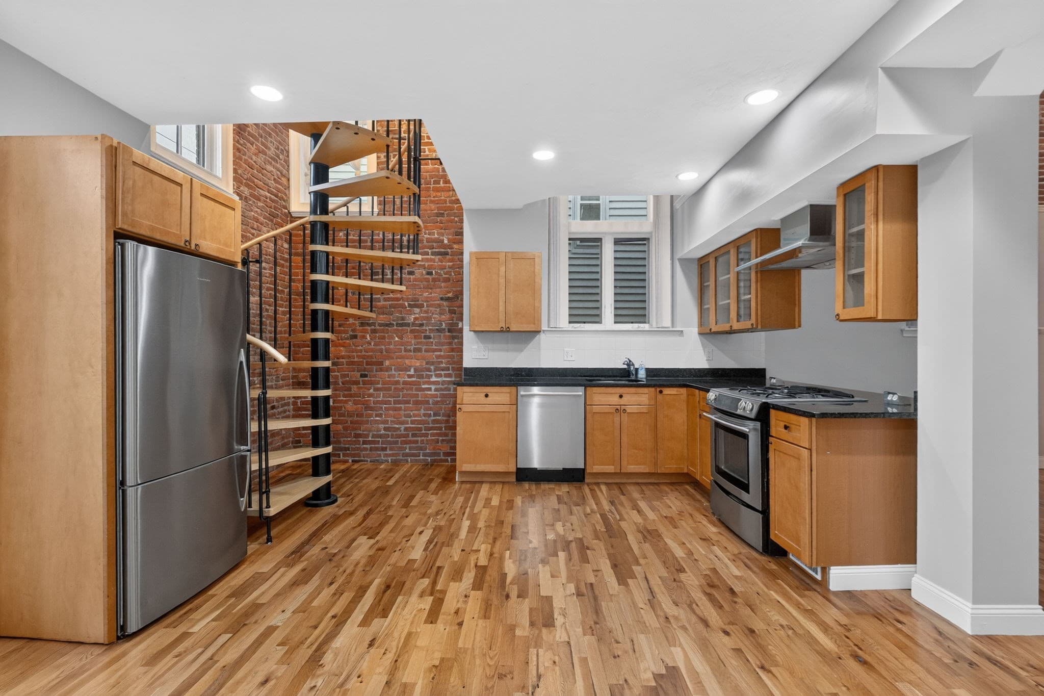 Condominium at 336 Saratoga Street # 1, Boston MA 02128, Boston, photo 3 of 13