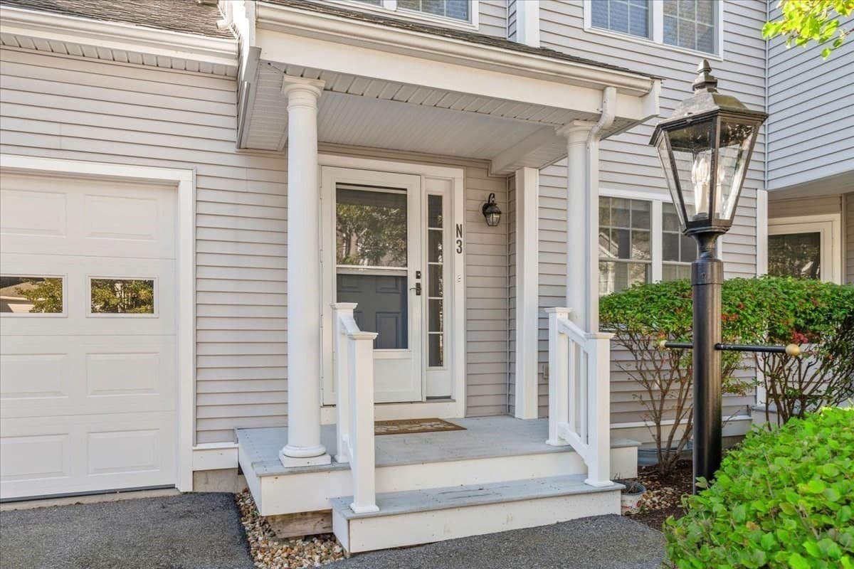 Condominium at 877 Auburnville Way # N3, Whitman MA 02382, Whitman, photo 34 of 42