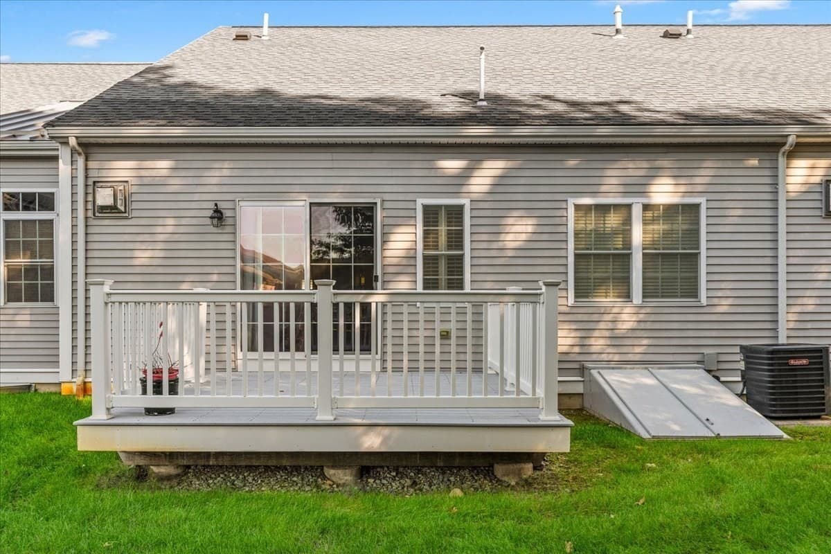 Condominium at 877 Auburnville Way # N3, Whitman MA 02382, Whitman, photo 31 of 42