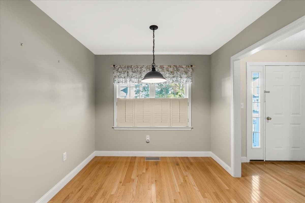 Condominium at 877 Auburnville Way # N3, Whitman MA 02382, Whitman, photo 4 of 42