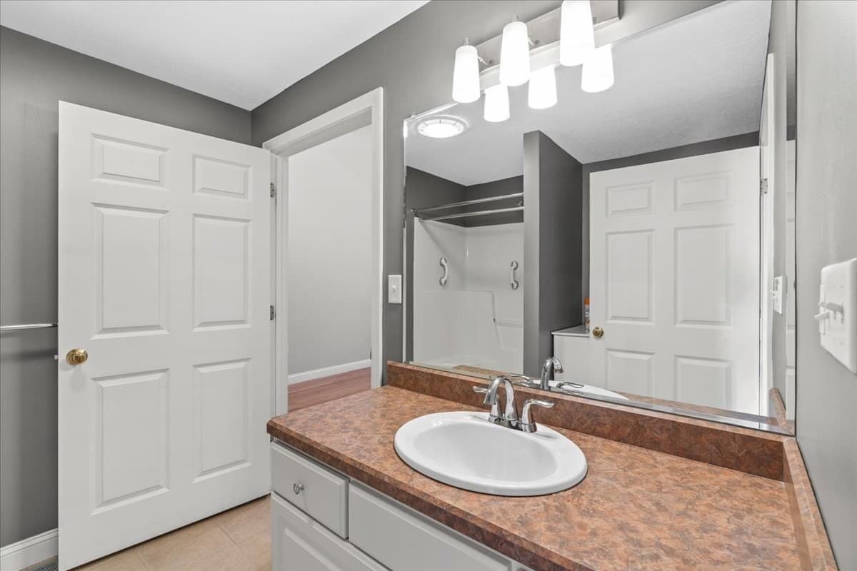 Condominium at 877 Auburnville Way # N3, Whitman MA 02382, Whitman, photo 21 of 42