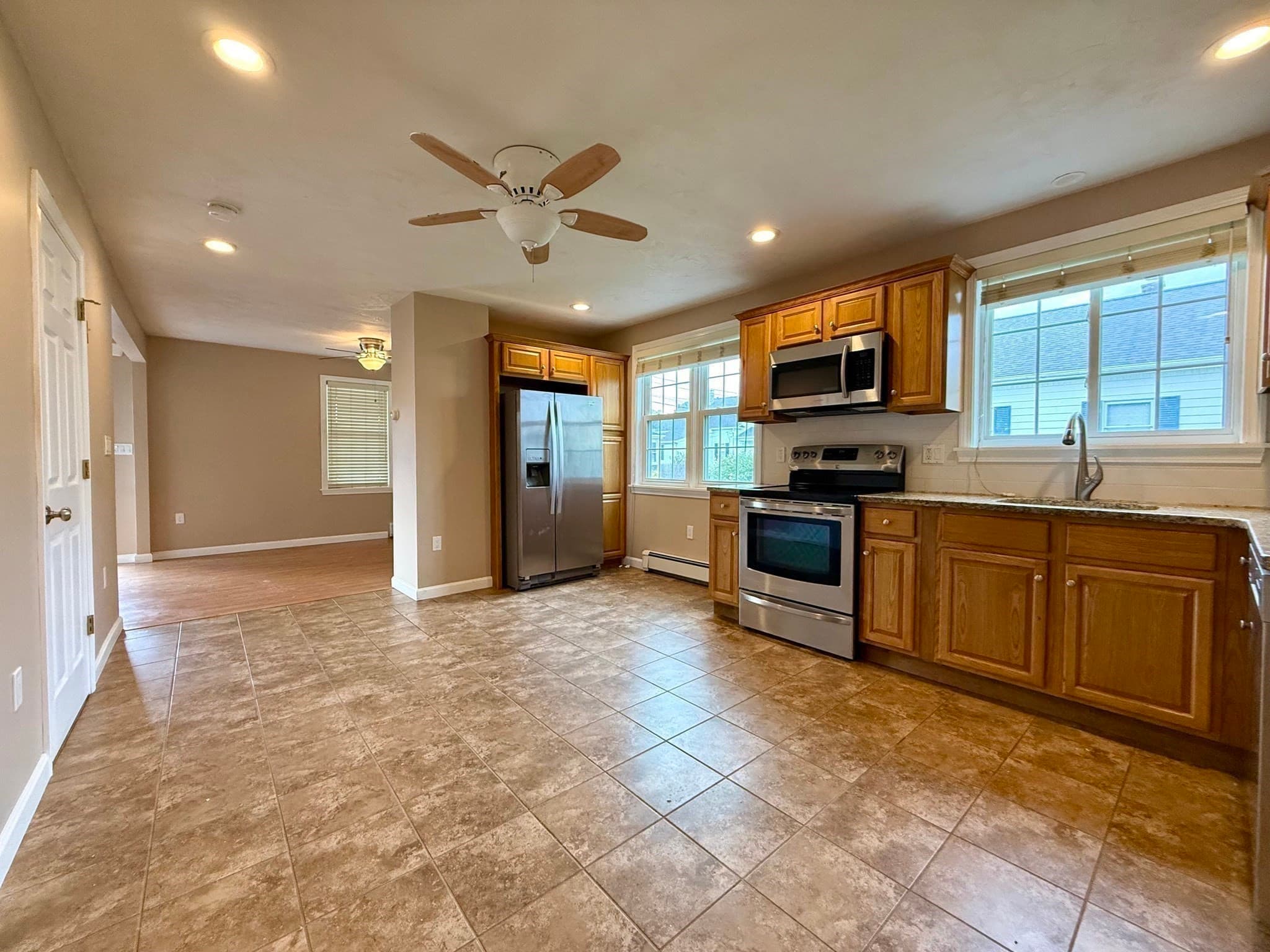 Single Family Residence at 17 Raymond St, East Providence RI 02914, East Providence, photo 6 of 29