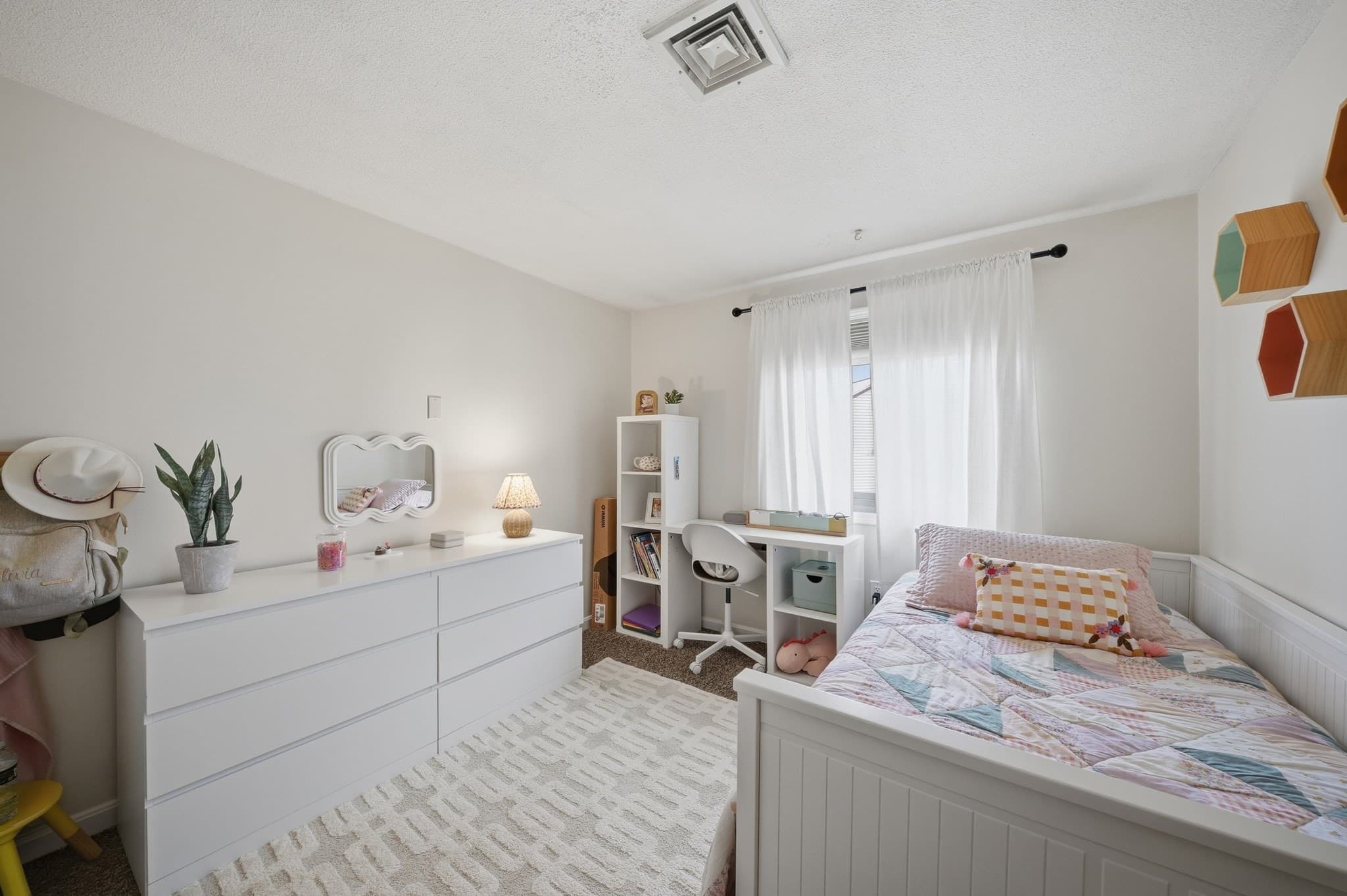 Condominium at 230 Stonebridge Dr # 230, Nashua NH 03063, Nashua, photo 18 of 42