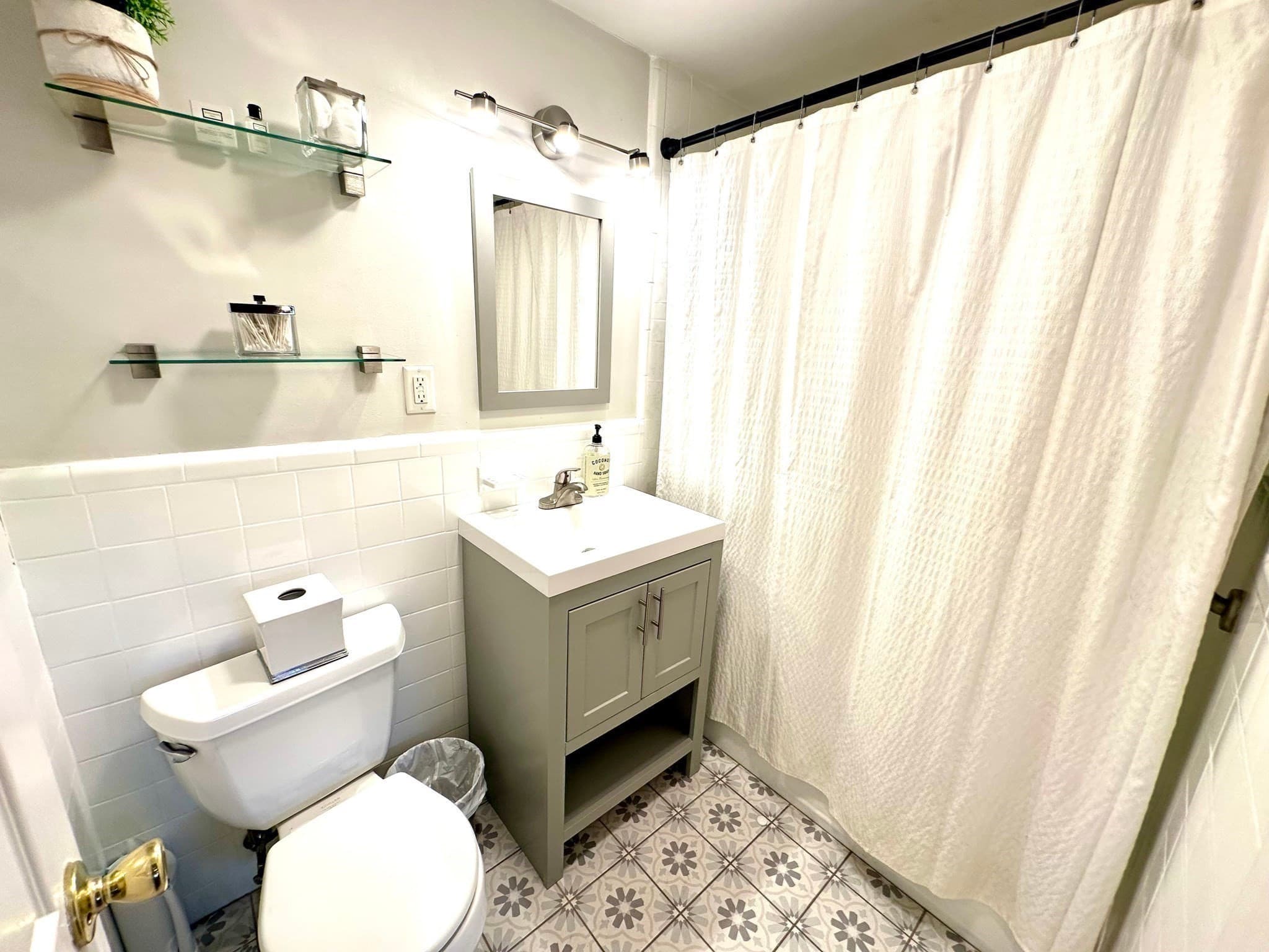 Condominium at 31 Pond Street # 23, Waltham MA 02451, Waltham, photo 6 of 10