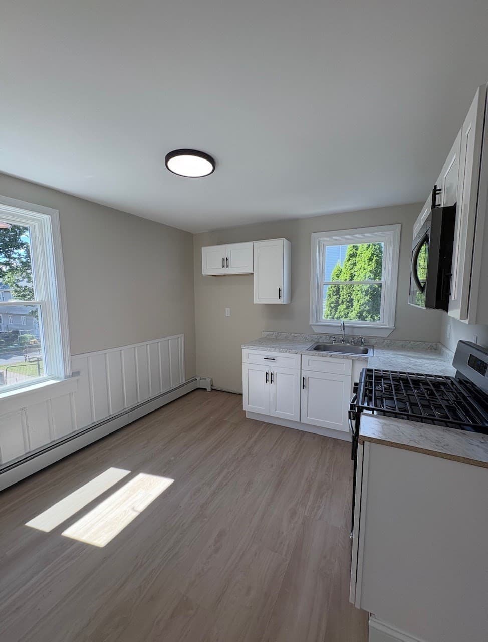 3 Family at 201 Wade St, Fall River MA 02721, Fall River, photo 2 of 16