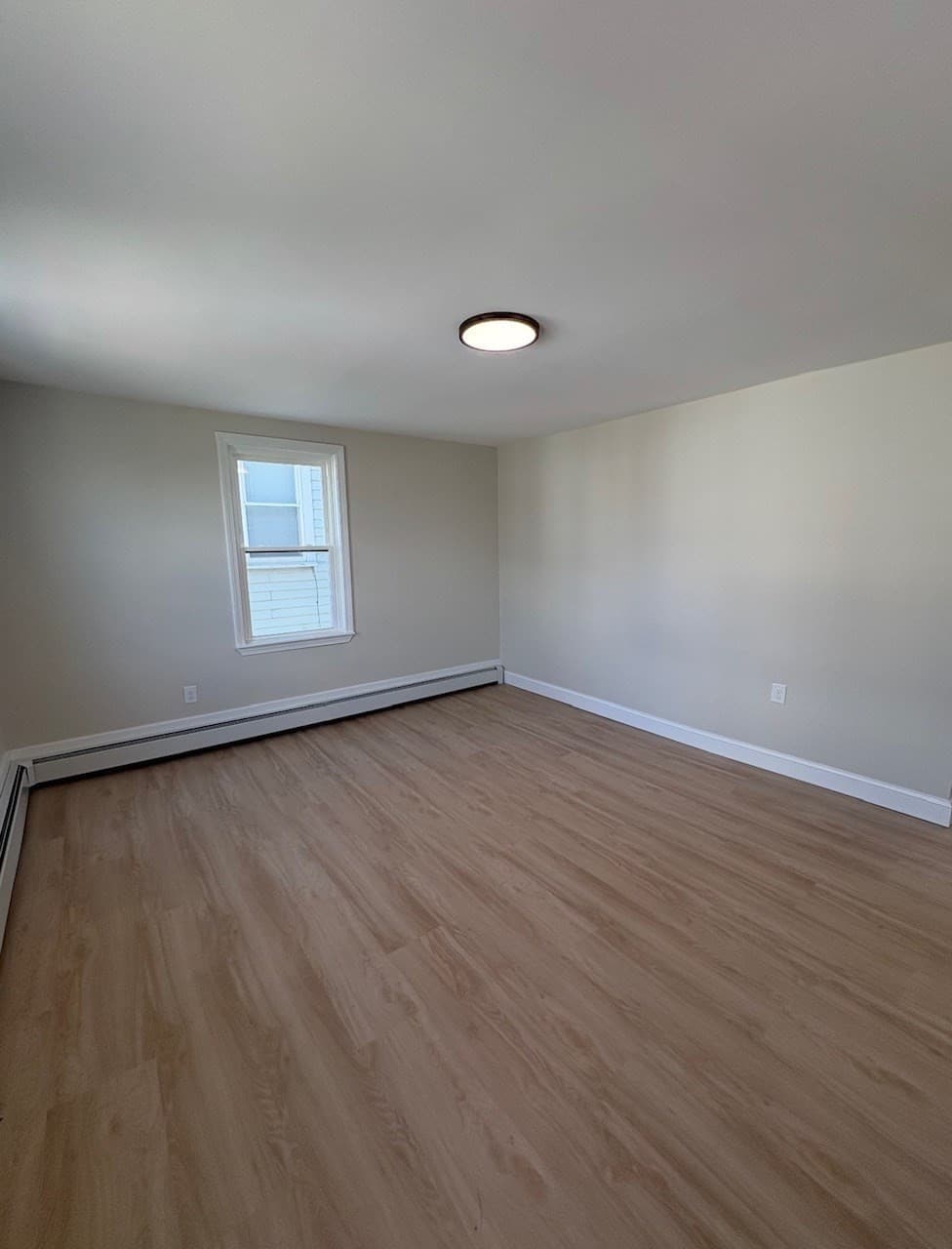 3 Family at 201 Wade St, Fall River MA 02721, Fall River, photo 4 of 16
