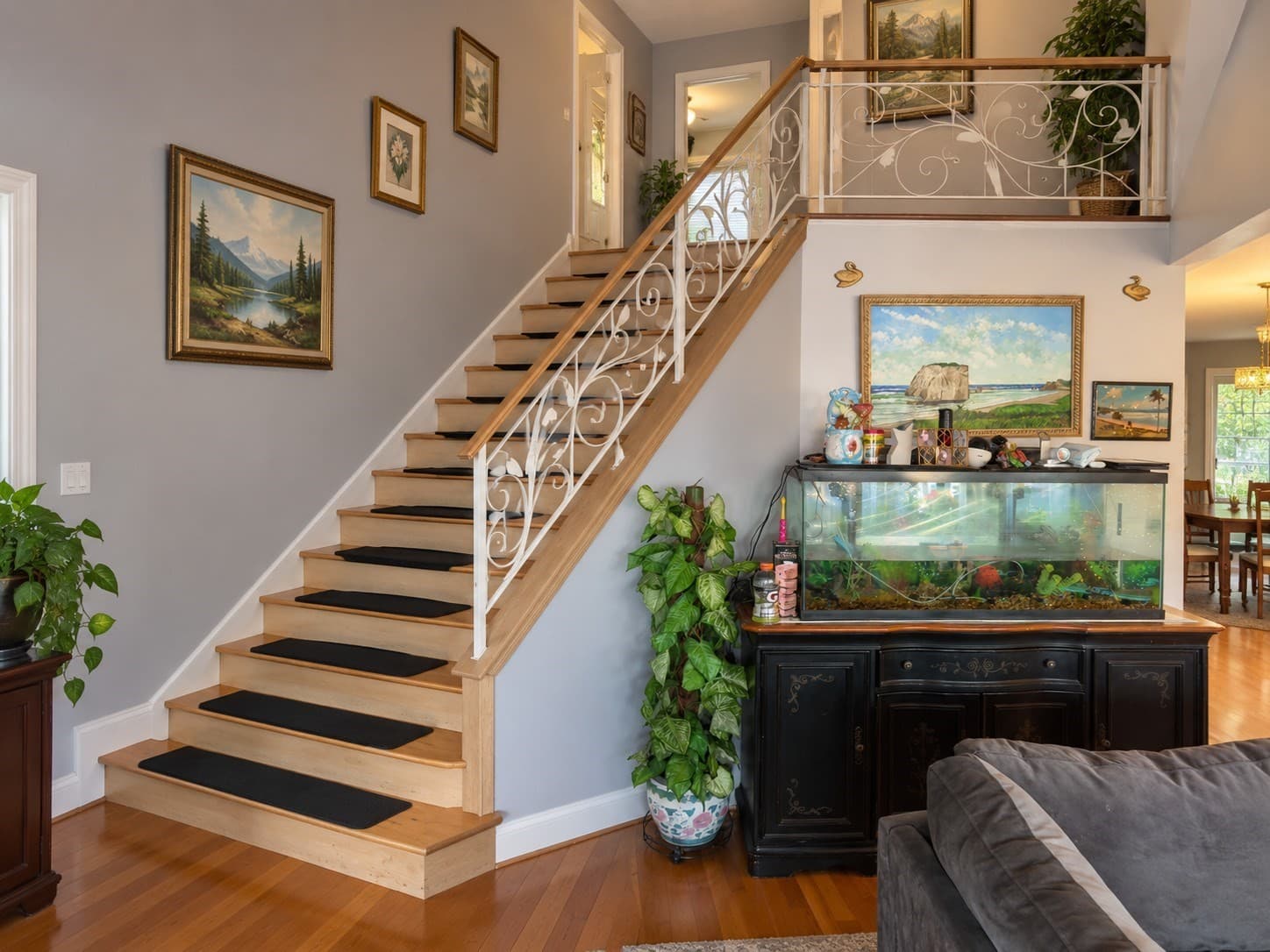 Single Family Residence at 8 Ralston Rd, Boston MA 02136, Boston, photo 4 of 8
