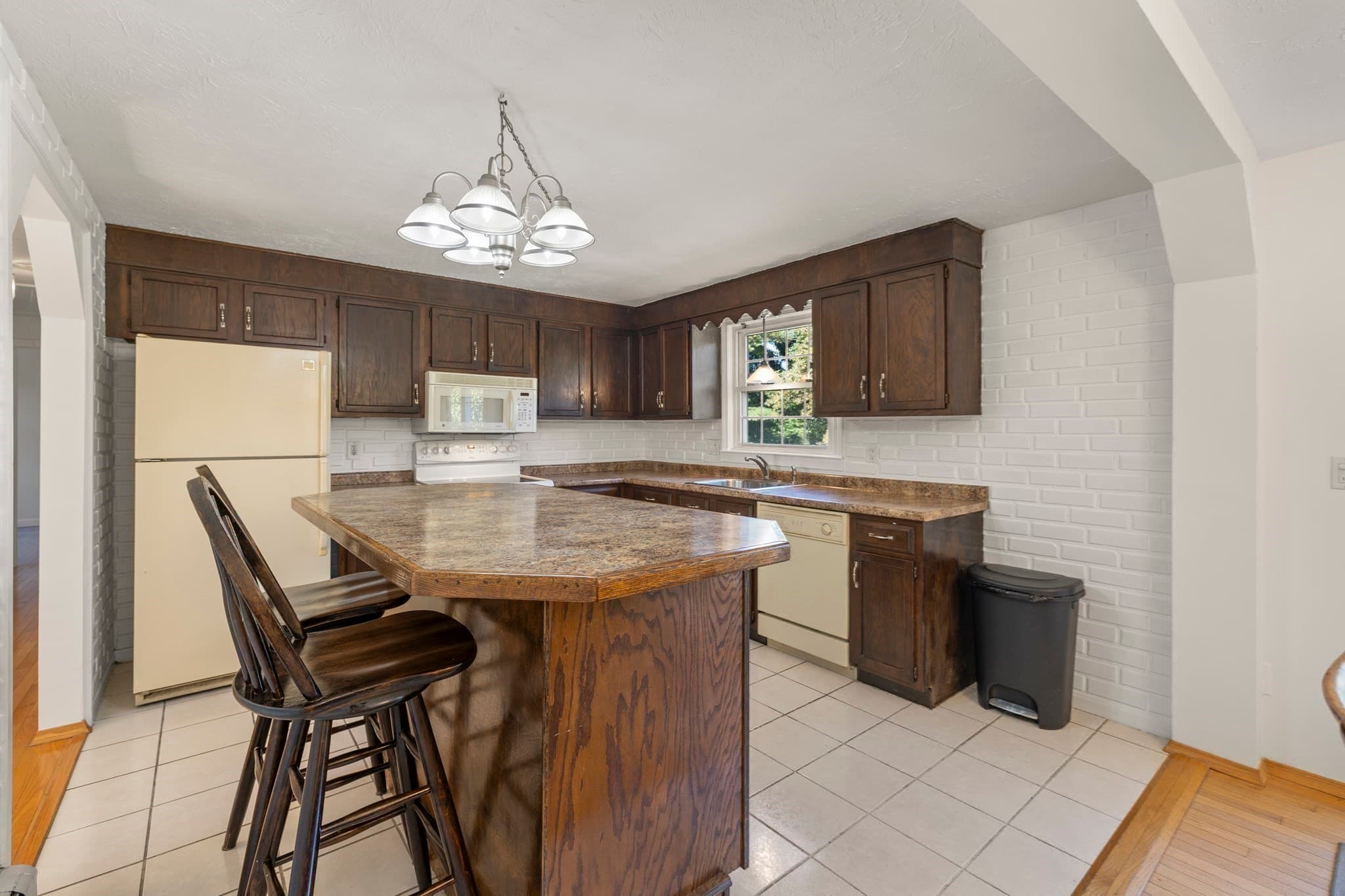 Single Family Residence at 59 Spruce St, Bridgewater MA 02324, Bridgewater, photo 9 of 27