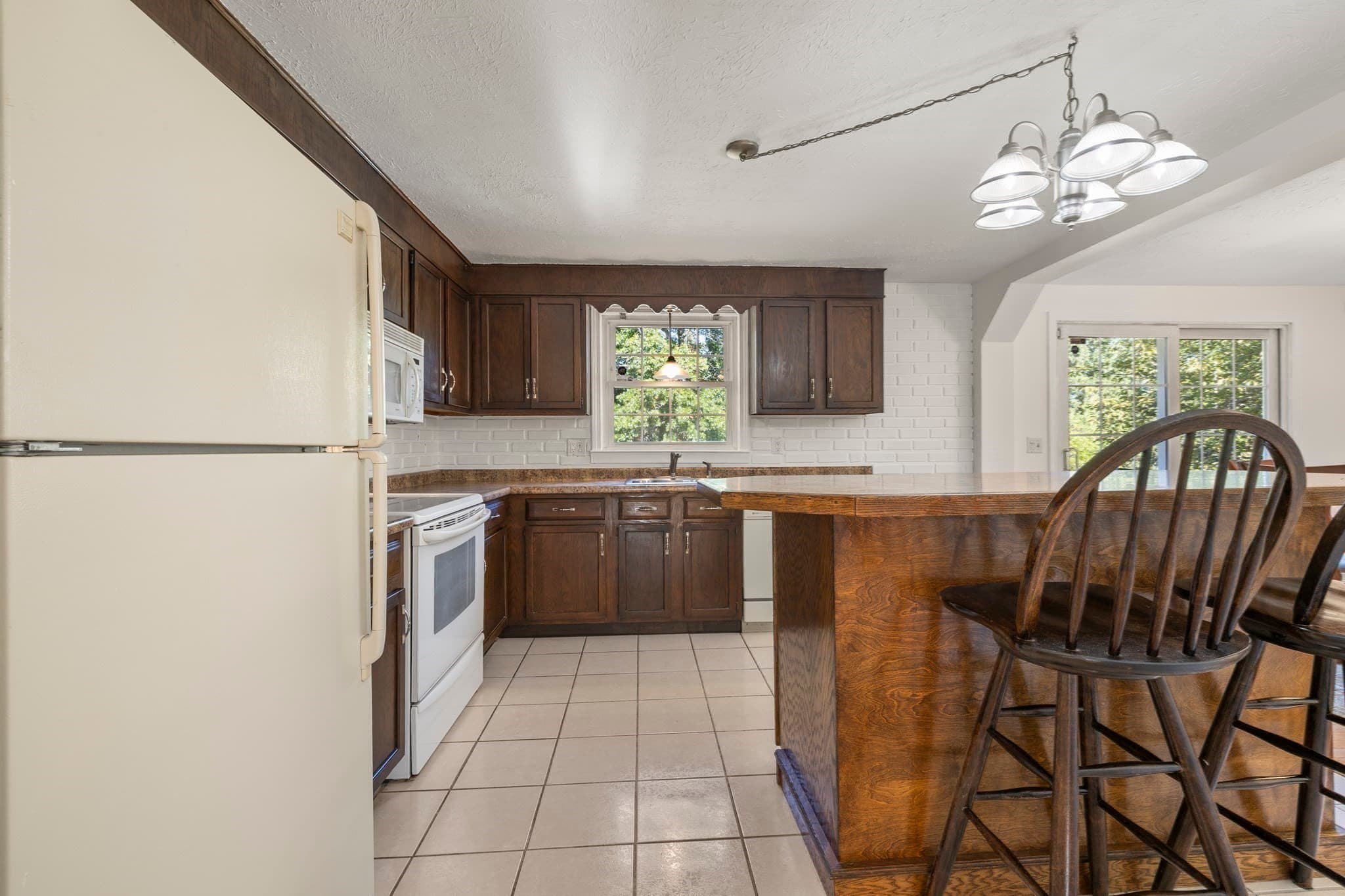 Single Family Residence at 59 Spruce St, Bridgewater MA 02324, Bridgewater, photo 11 of 27