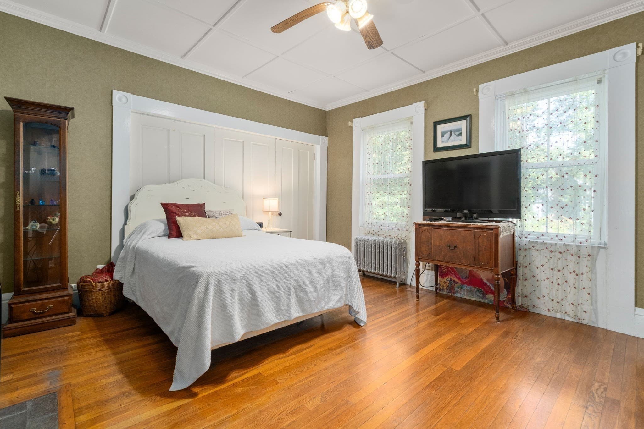 Single Family Residence at 204 Village Street, Medway MA 02053, Medway, photo 17 of 32