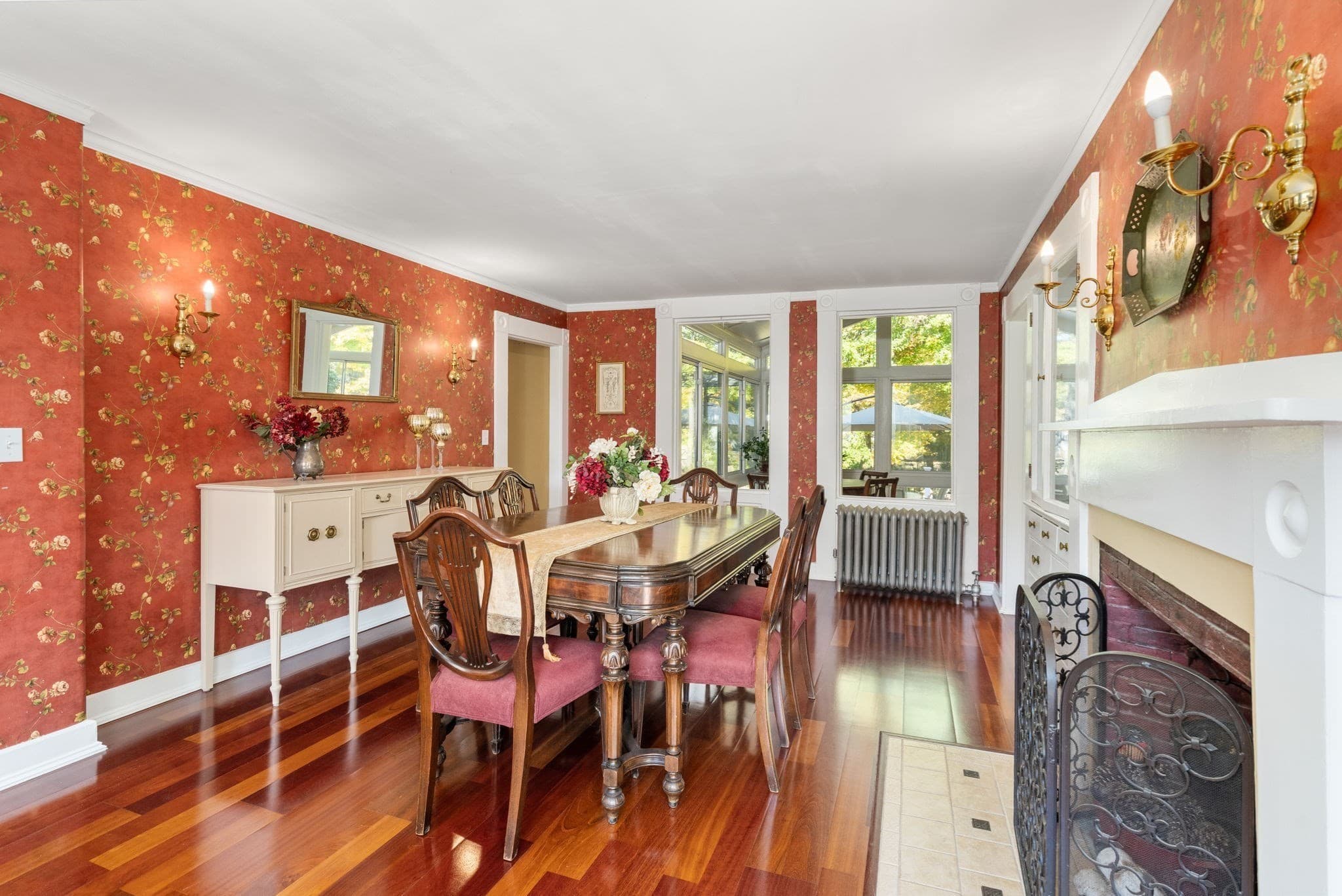 Single Family Residence at 204 Village Street, Medway MA 02053, Medway, photo 5 of 32