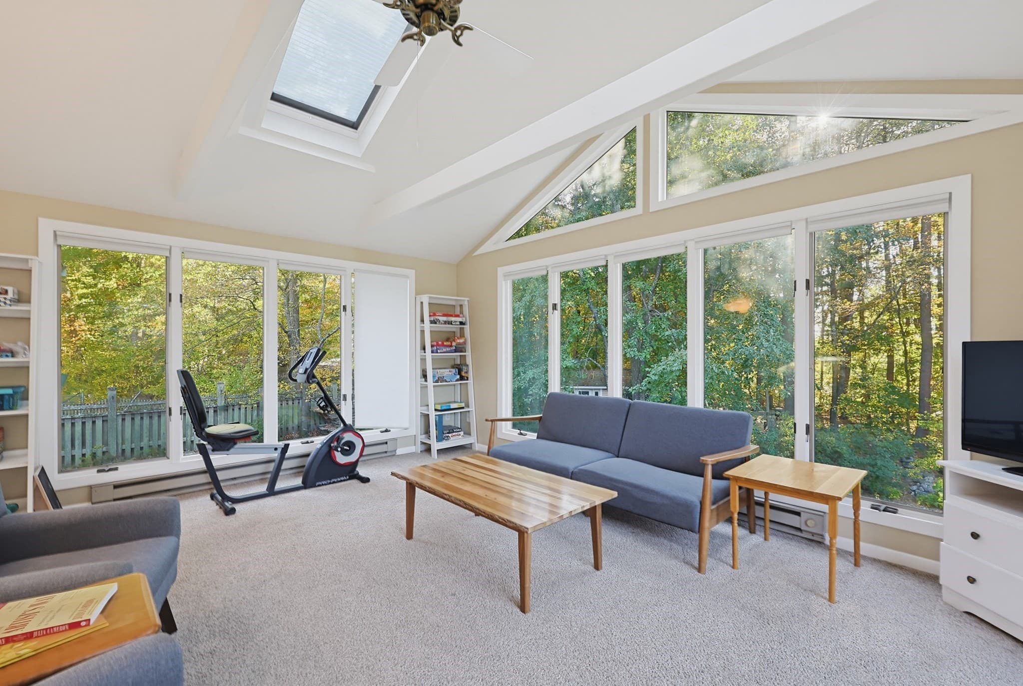 Single Family Residence at 38 Ledgewood Rd, Framingham MA 01701, Framingham, photo 9 of 35
