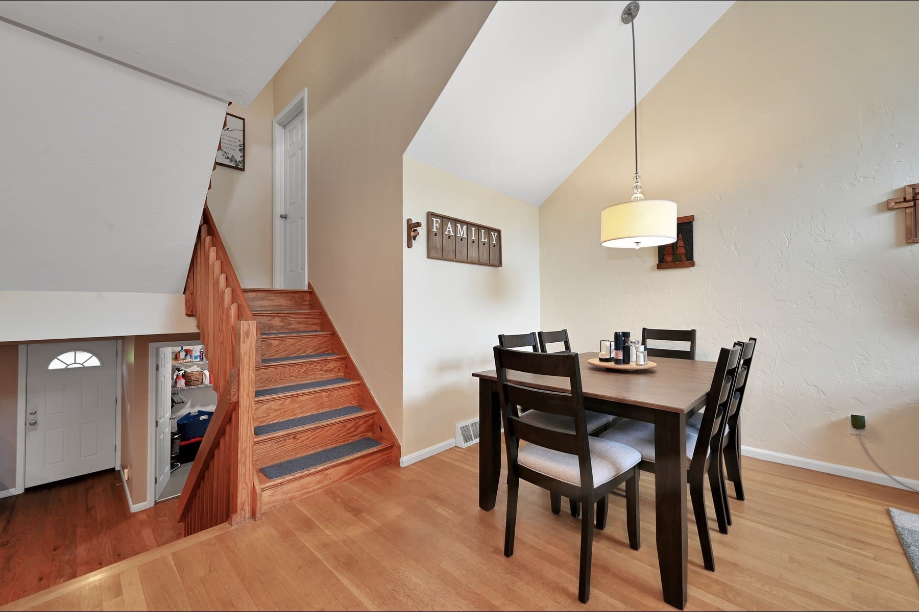 Condominium at 340 Centre # 8, Rockland MA 02370, Rockland, photo 7 of 31