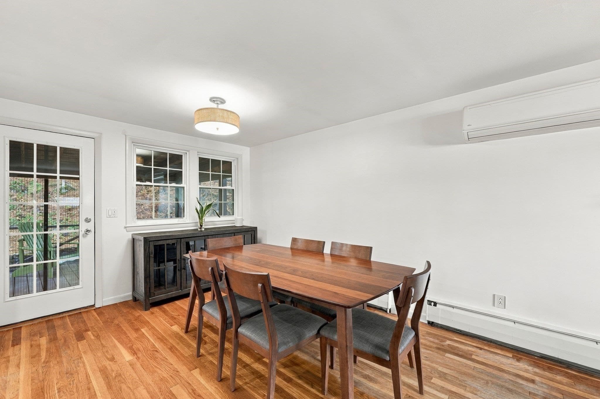 Single Family Residence at 18 Forest St, Wakefield MA 01880, Wakefield, photo 8 of 40