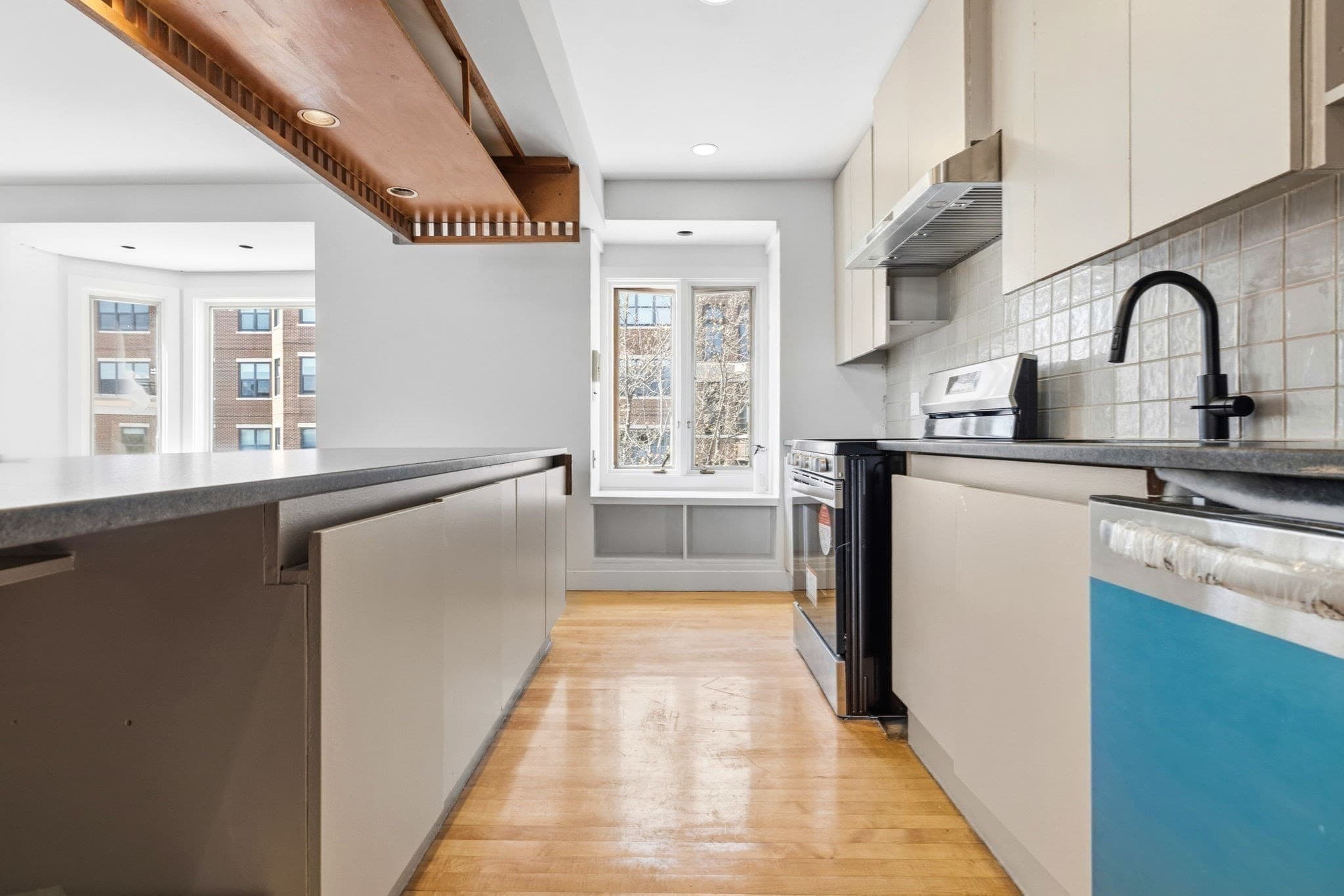 Condominium at 298 Columbus Ave # 4, Boston MA 02116, Boston, photo 27 of 38
