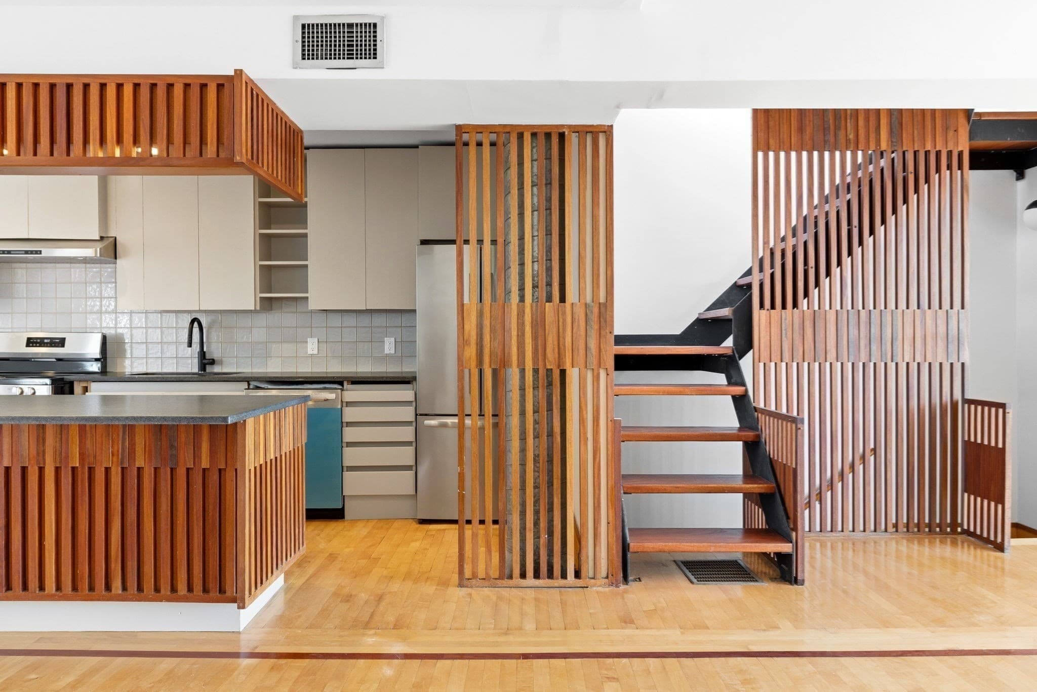 Condominium at 298 Columbus Ave # 4, Boston MA 02116, Boston, photo 22 of 38