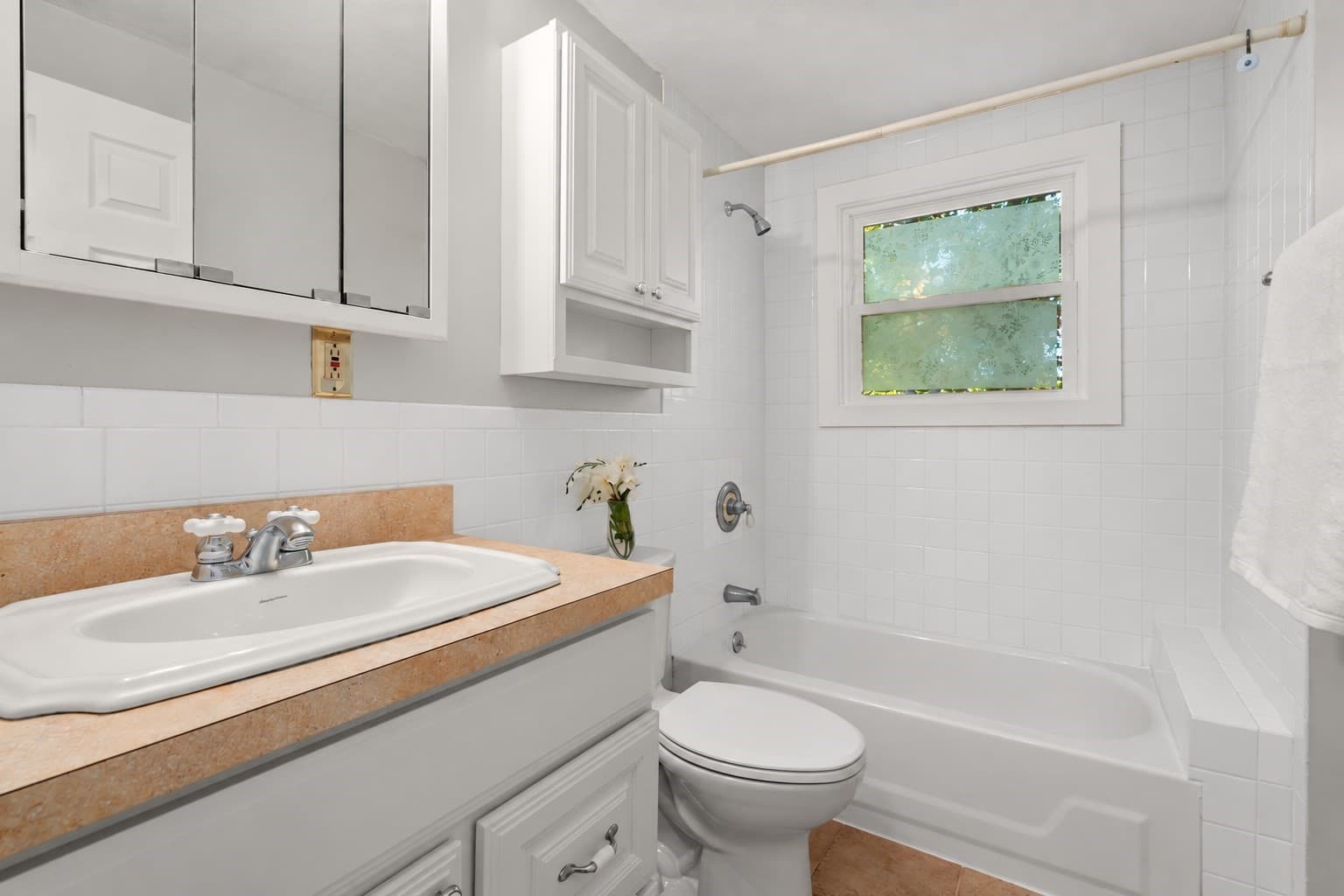 Condominium at 137 John A Dunn Memorial Dr # 6, Rockland MA 02370, Rockland, photo 3 of 24