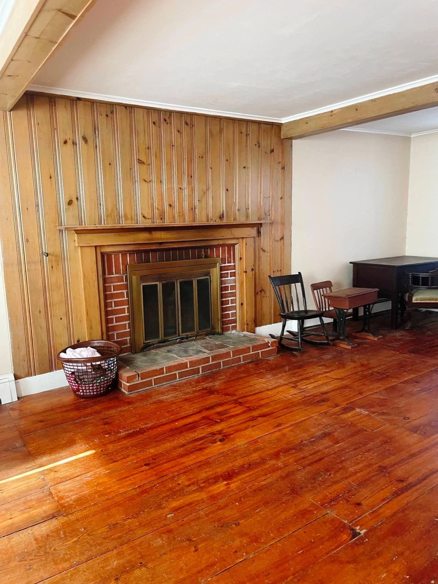 Single Family Residence at 1118 Pleasant St, Bridgewater MA 02324, Bridgewater, photo 9 of 34