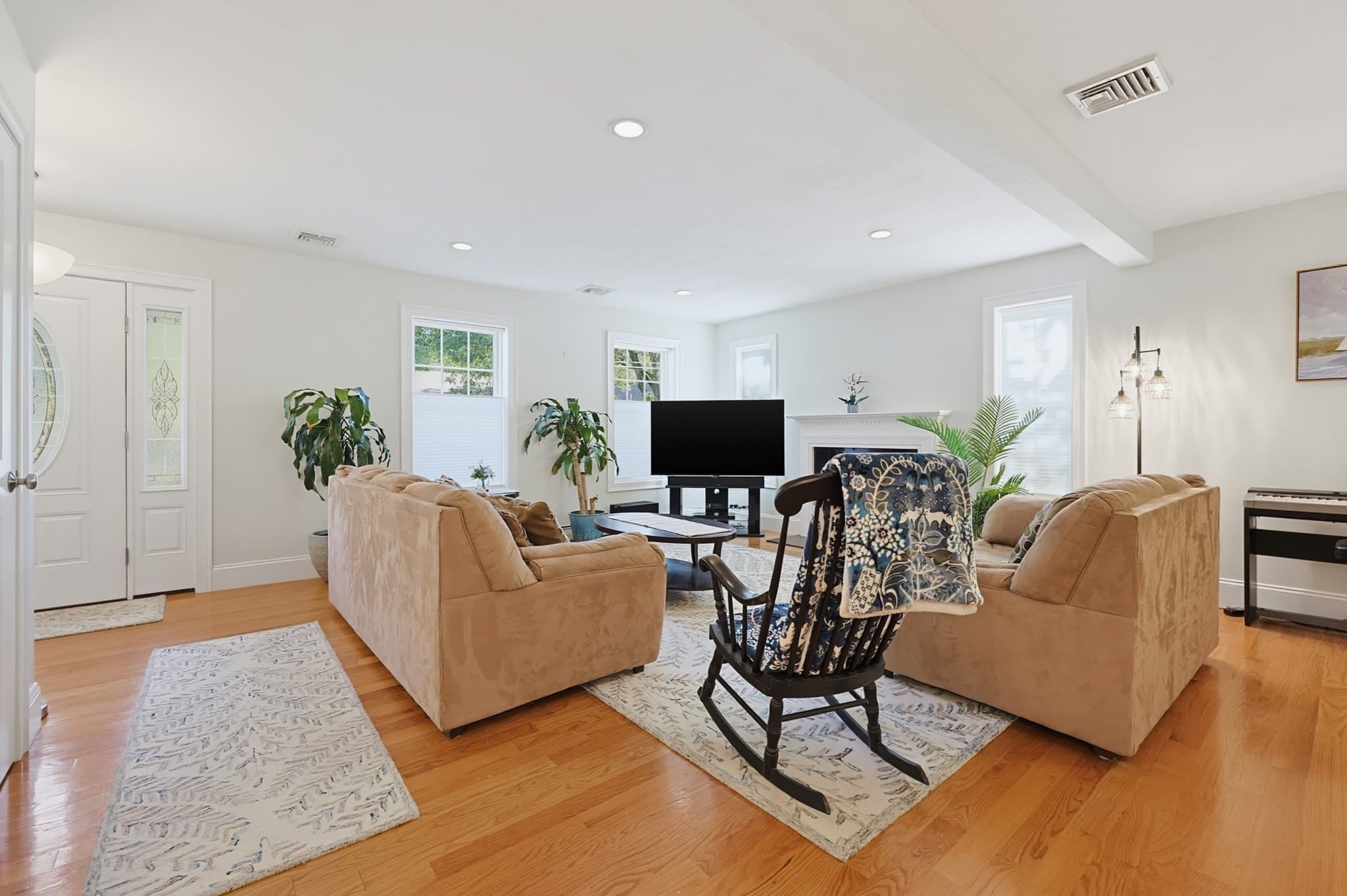Single Family Residence at 139 Randolph Street, Weymouth MA 02190, Weymouth, photo 7 of 38