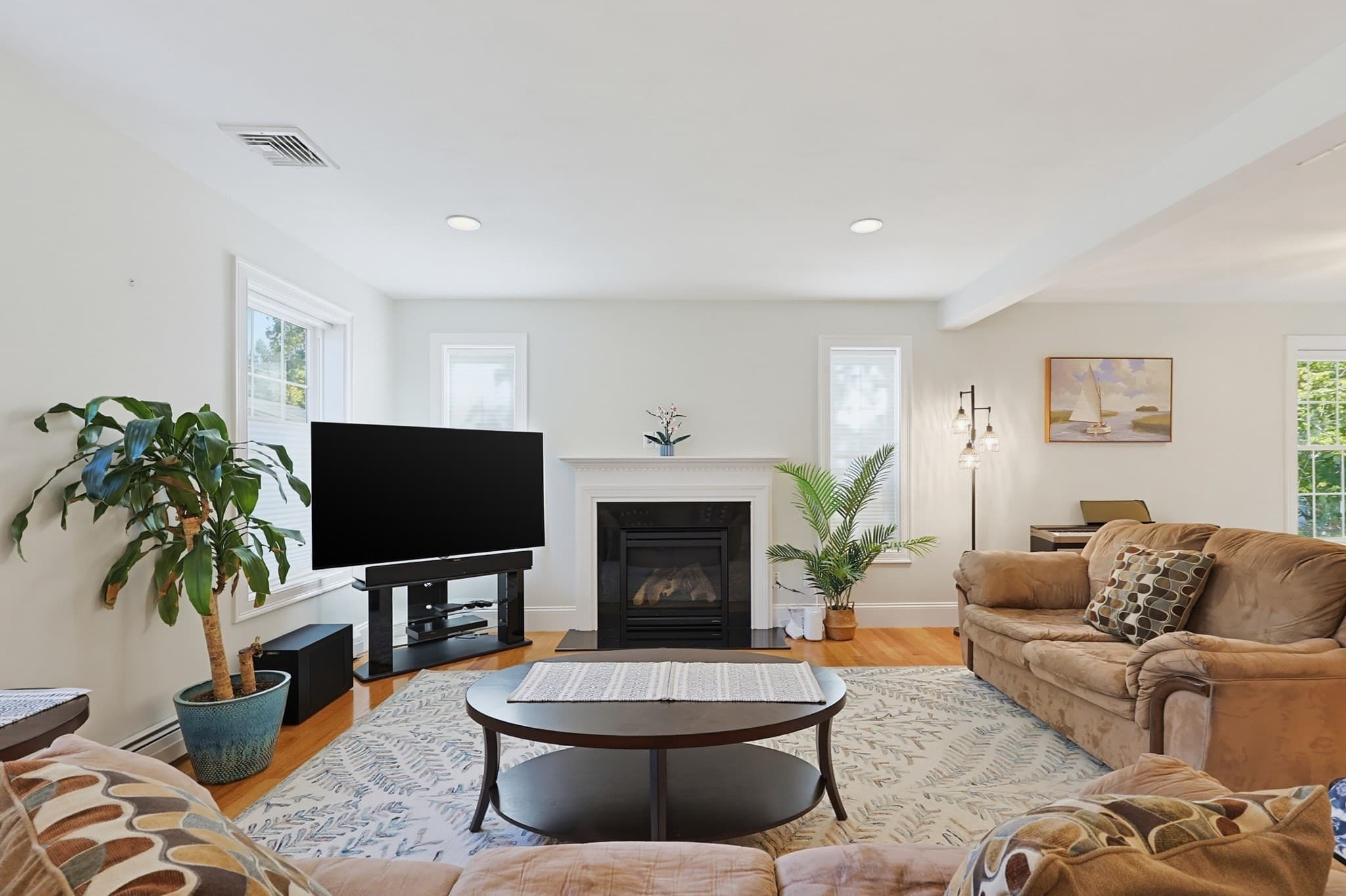 Single Family Residence at 139 Randolph Street, Weymouth MA 02190, Weymouth, photo 5 of 38