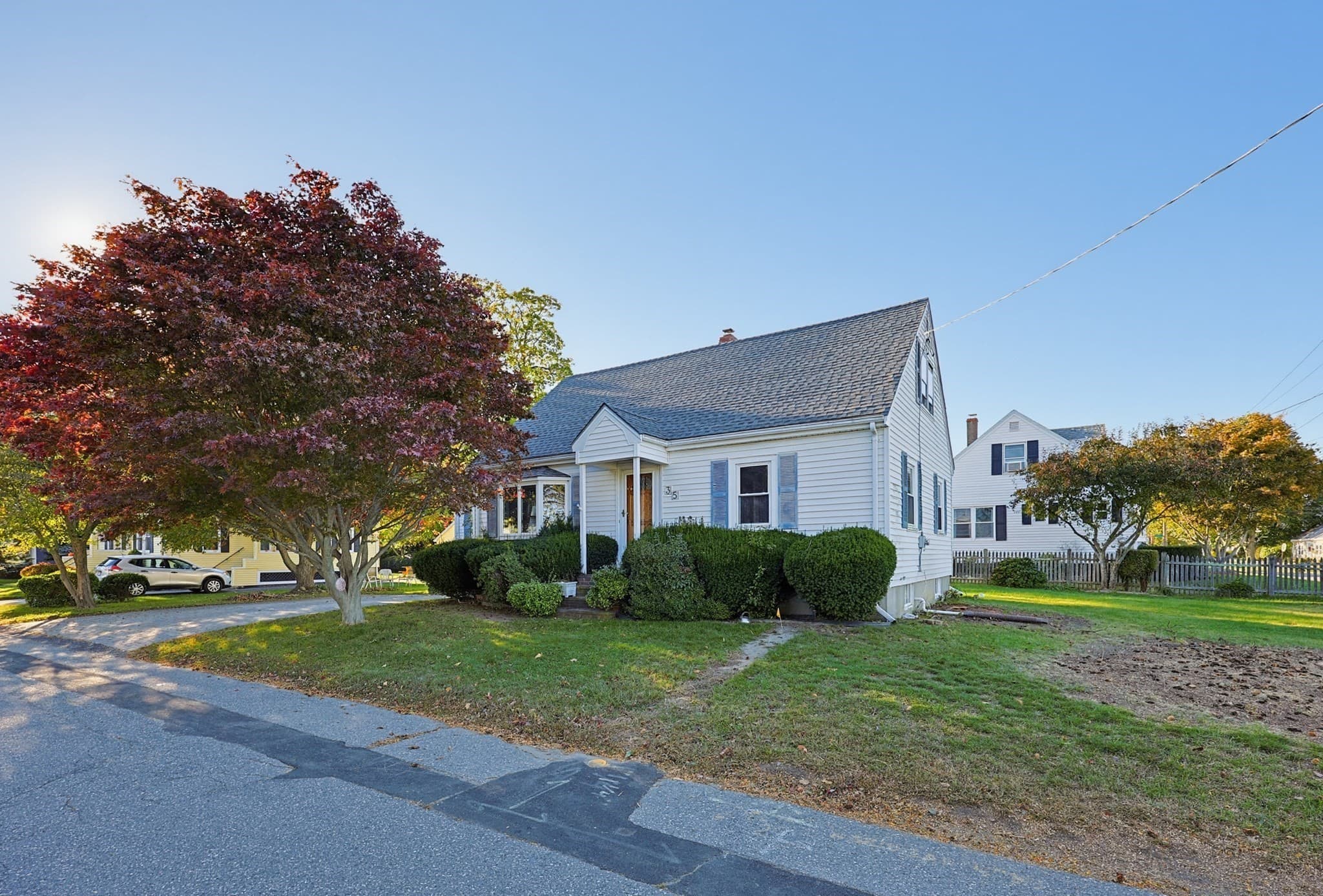 Single Family Residence at 35 Matthies St, Beverly MA 01915, Beverly, photo 2 of 32