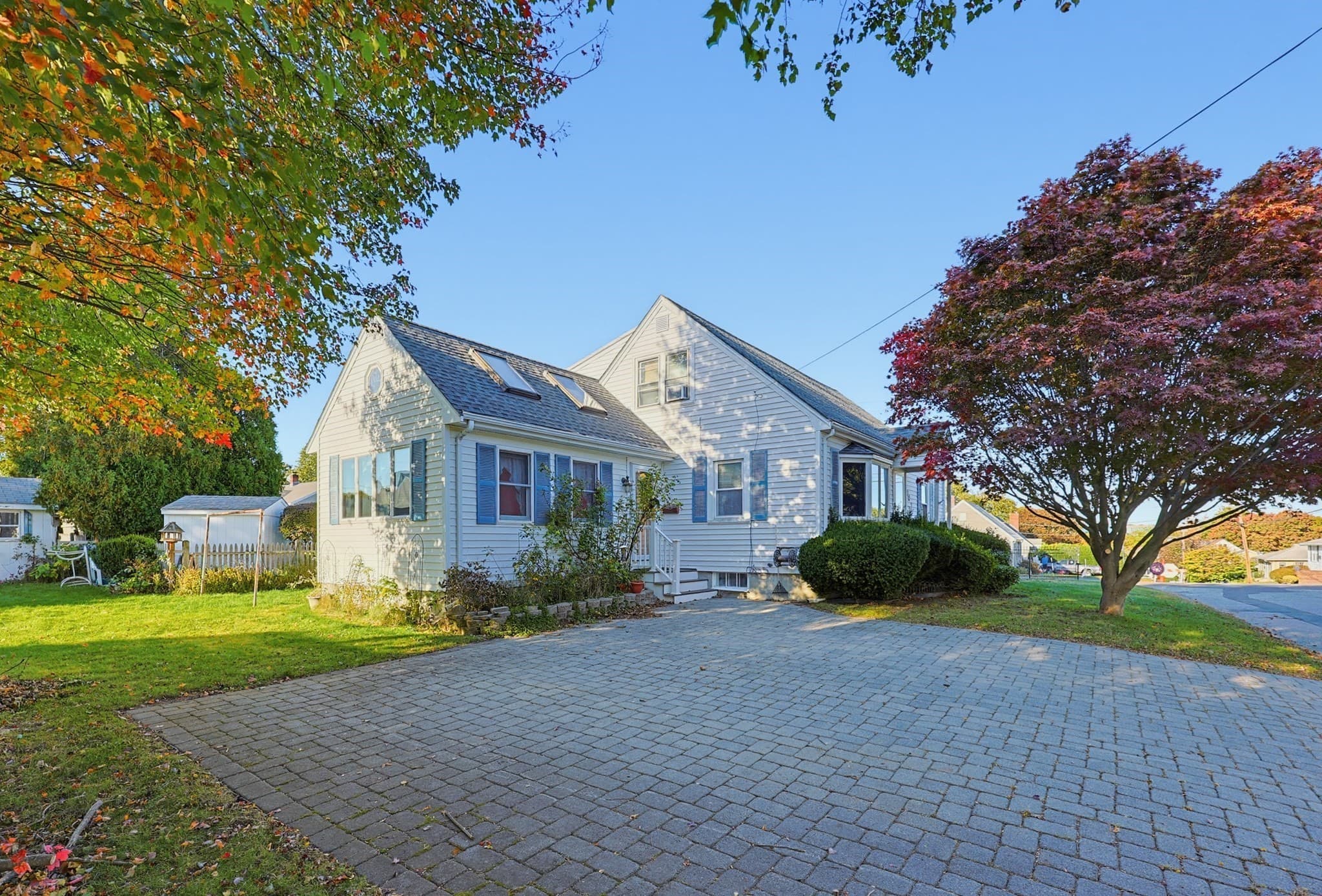 Single Family Residence at 35 Matthies St, Beverly MA 01915, Beverly, photo 3 of 32