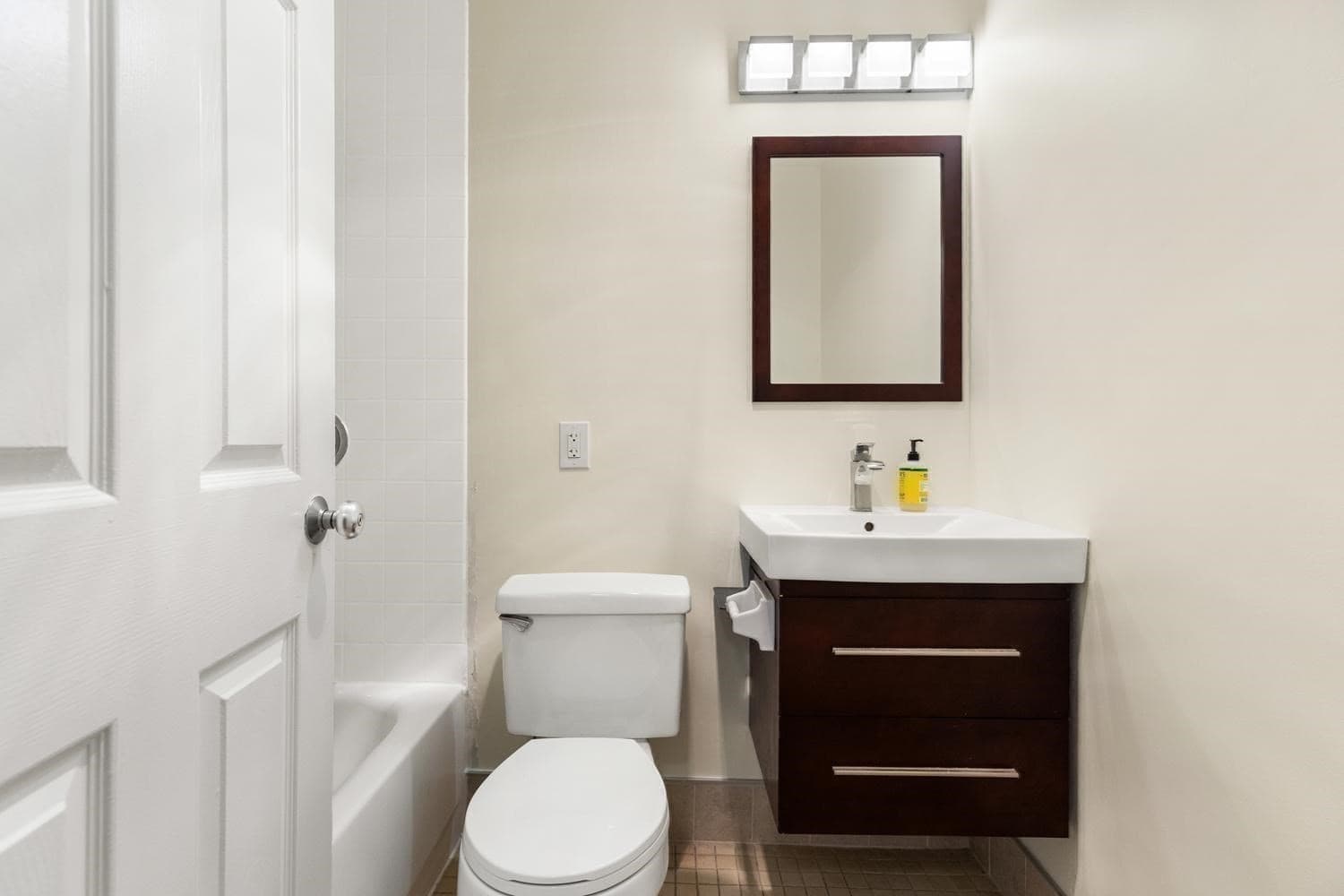 Condominium at 44 Washington St # 303, Brookline MA 02445, Brookline, photo 10 of 22