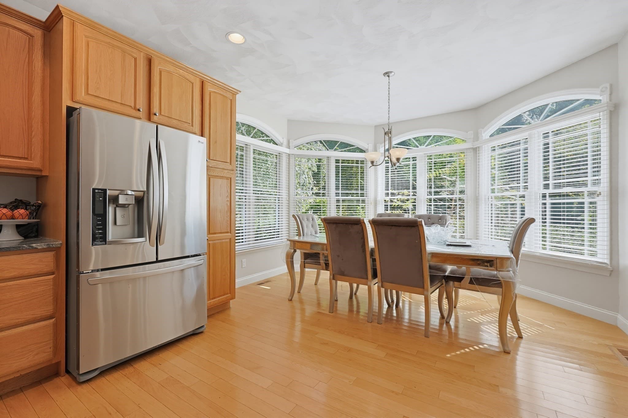 Single Family Residence at 428 Elmwood St, North Attleboro MA 02760, North Attleboro, photo 12 of 32