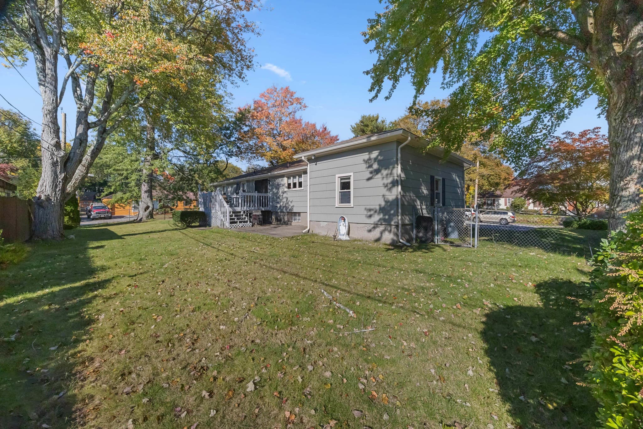 Single Family Residence at 26 Crowningshield Rd, Worcester MA 01604, Worcester, photo 30 of 36