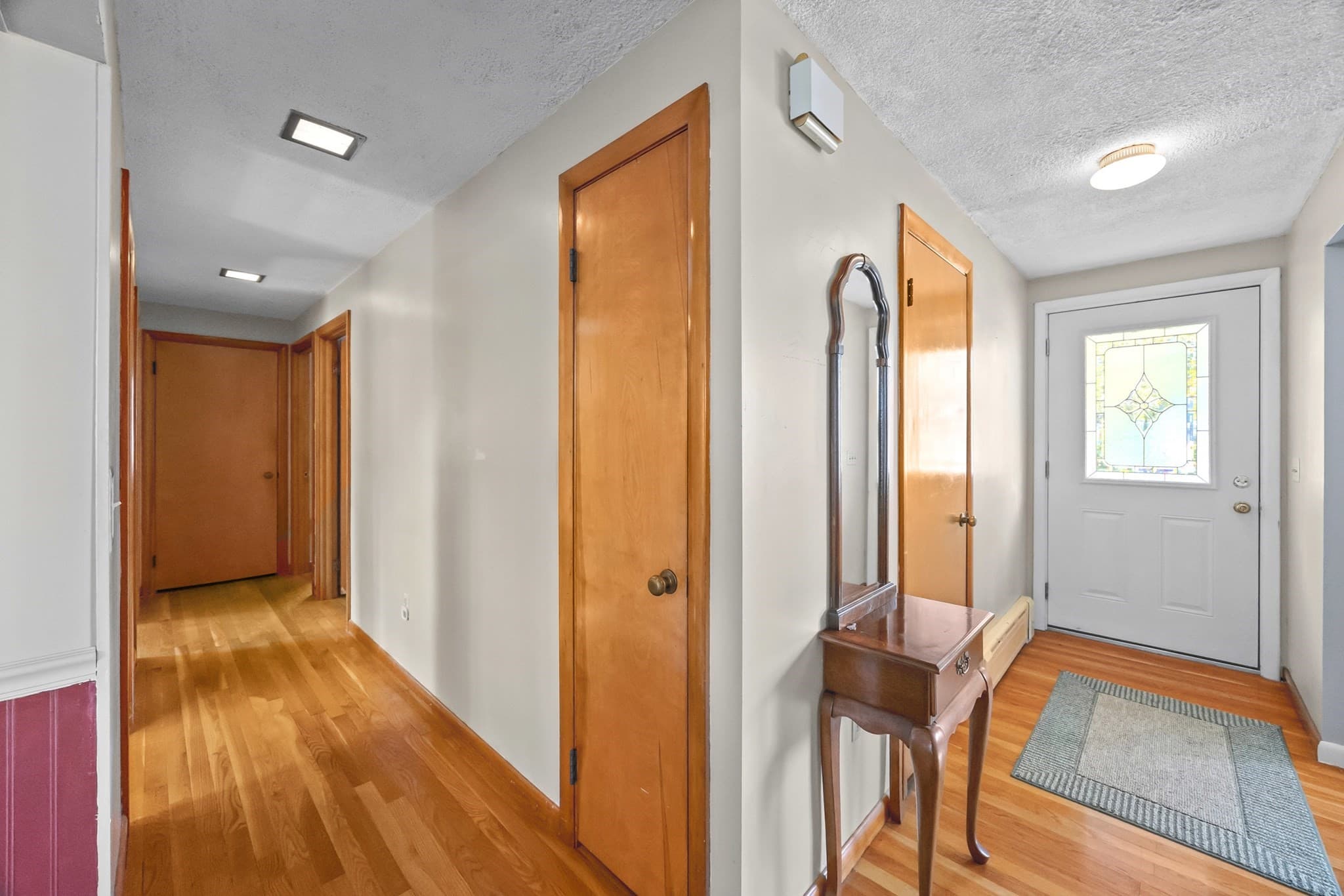 Single Family Residence at 26 Crowningshield Rd, Worcester MA 01604, Worcester, photo 19 of 36