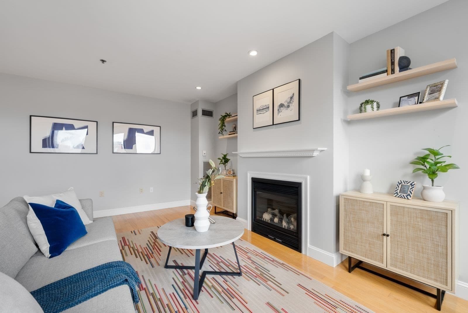 Condominium at 1723 Washington St. # 411, Boston MA 02118, photo 3 of 21