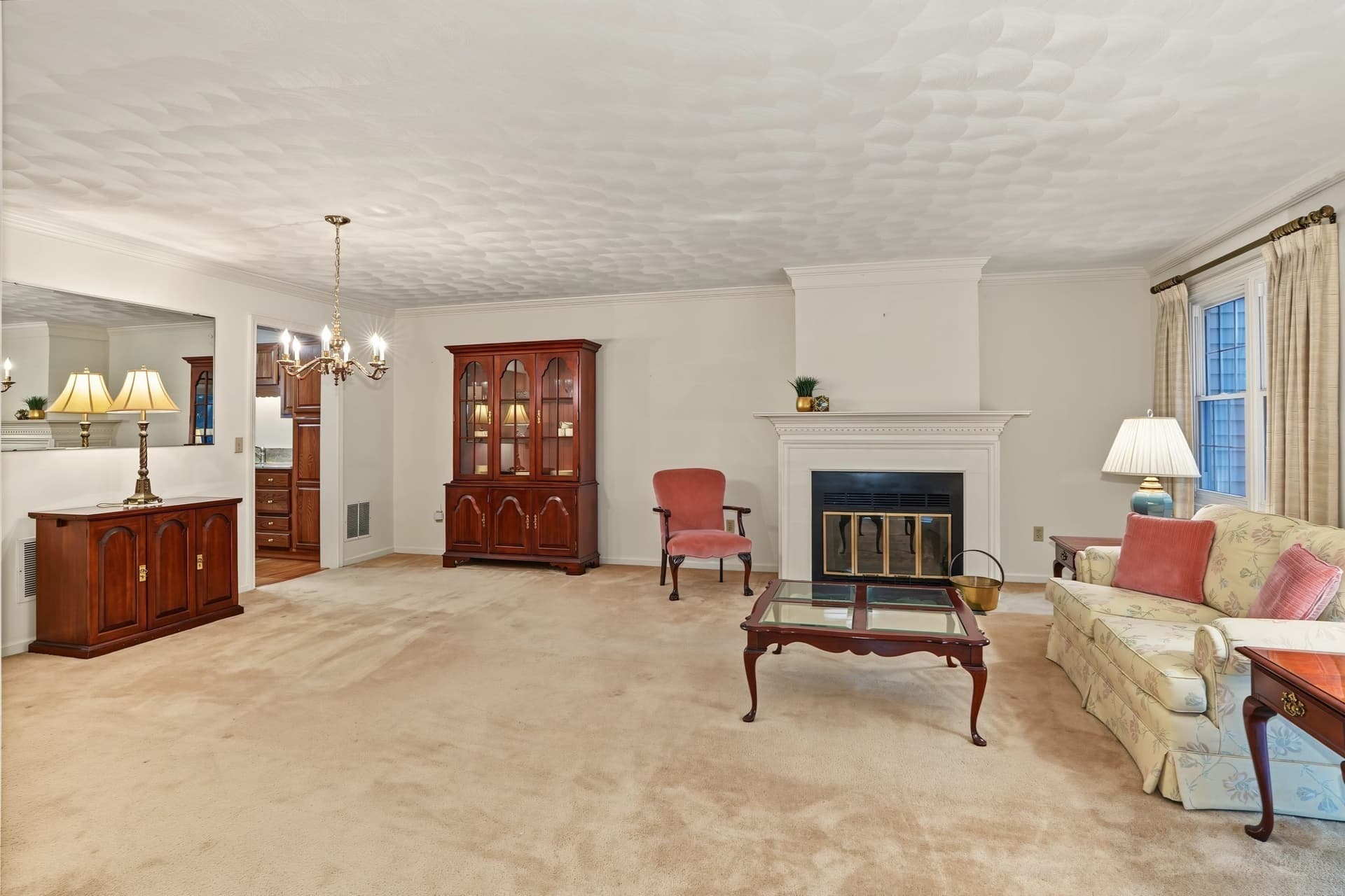 Condominium at 153 Laurelwood Drive # 153, Hopedale MA 01747, photo 18 of 38